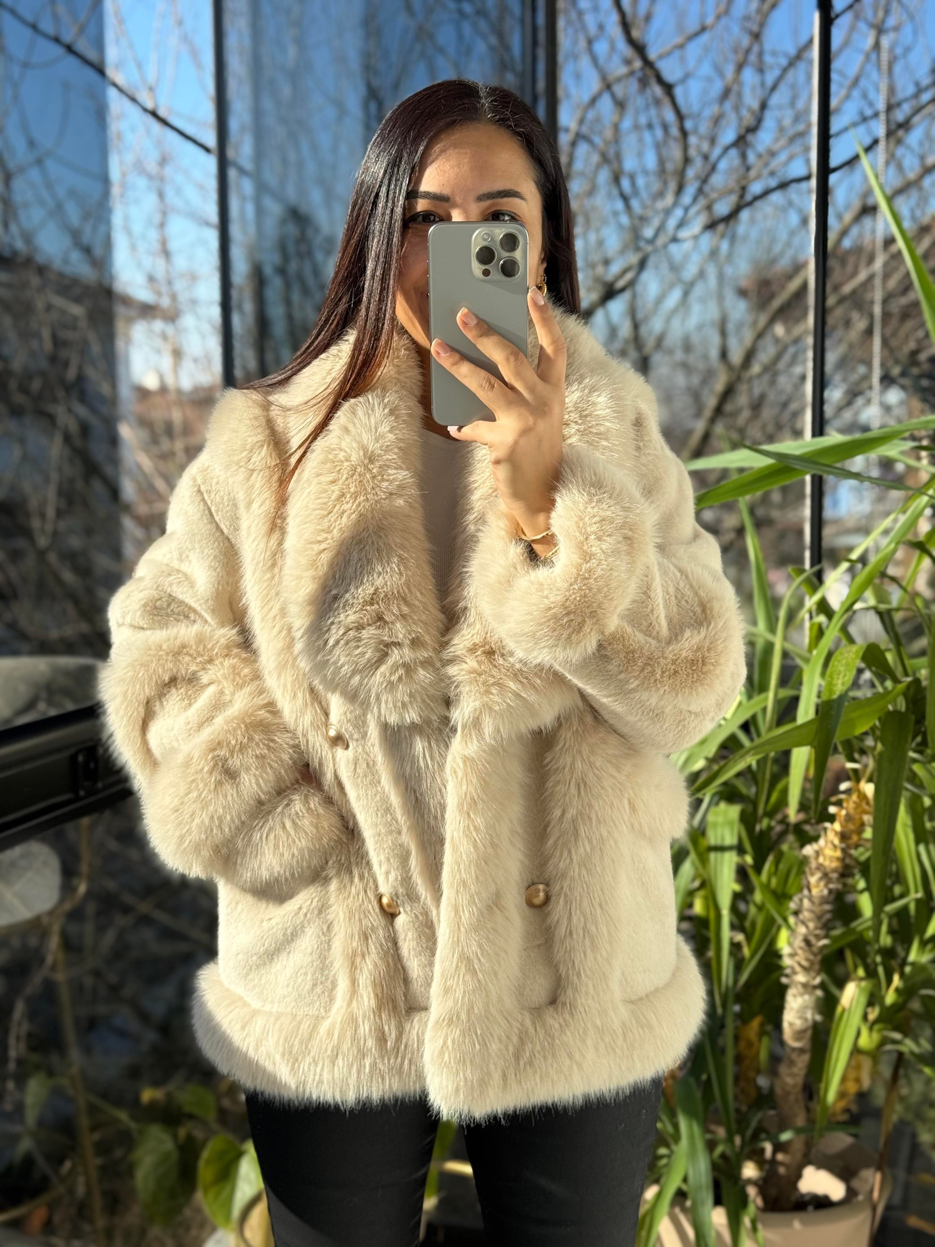 İthal Önü Cepli Kürk Mont Bej