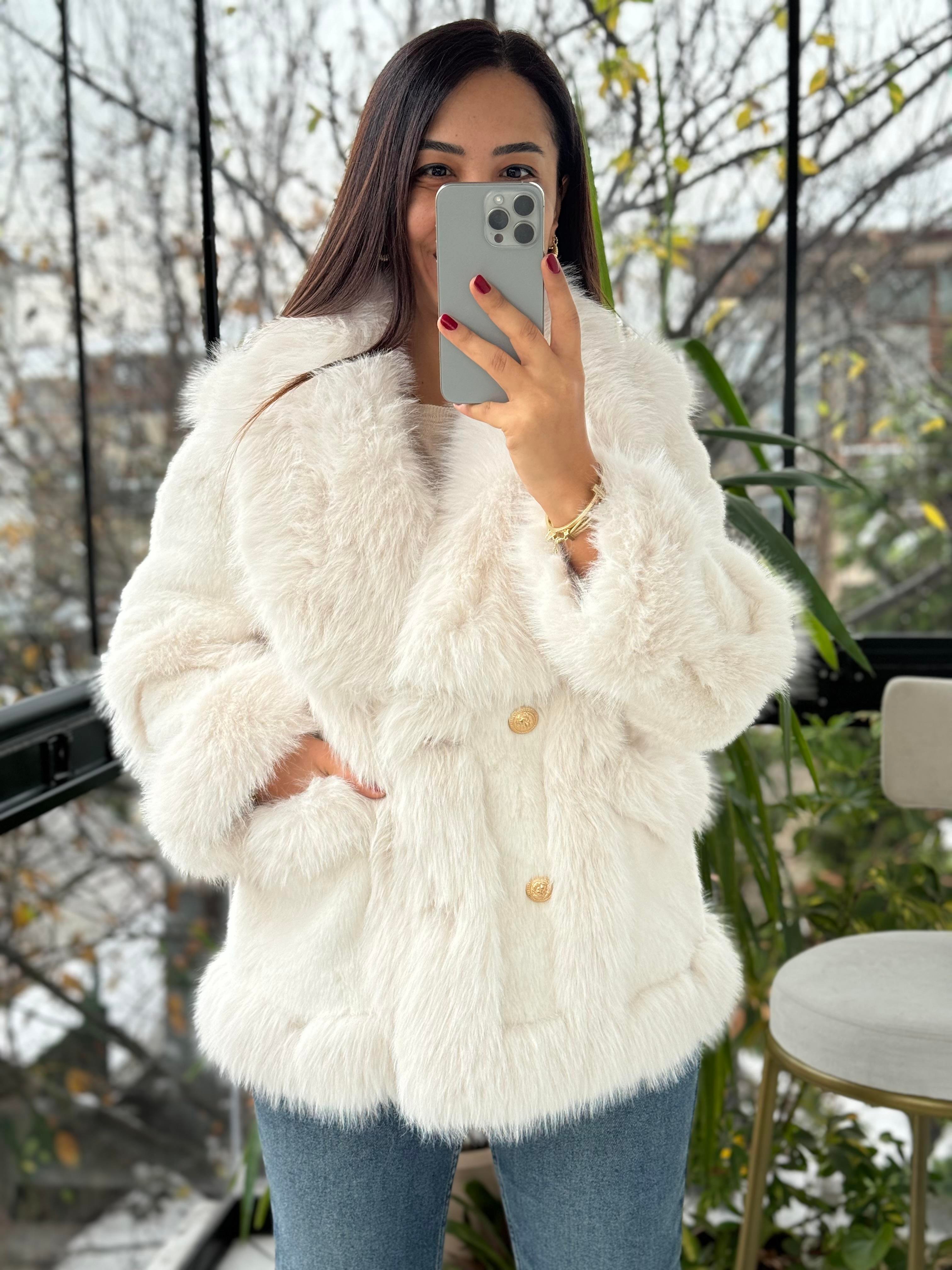 İthal Önü Cepli Kürk Mont Ekru