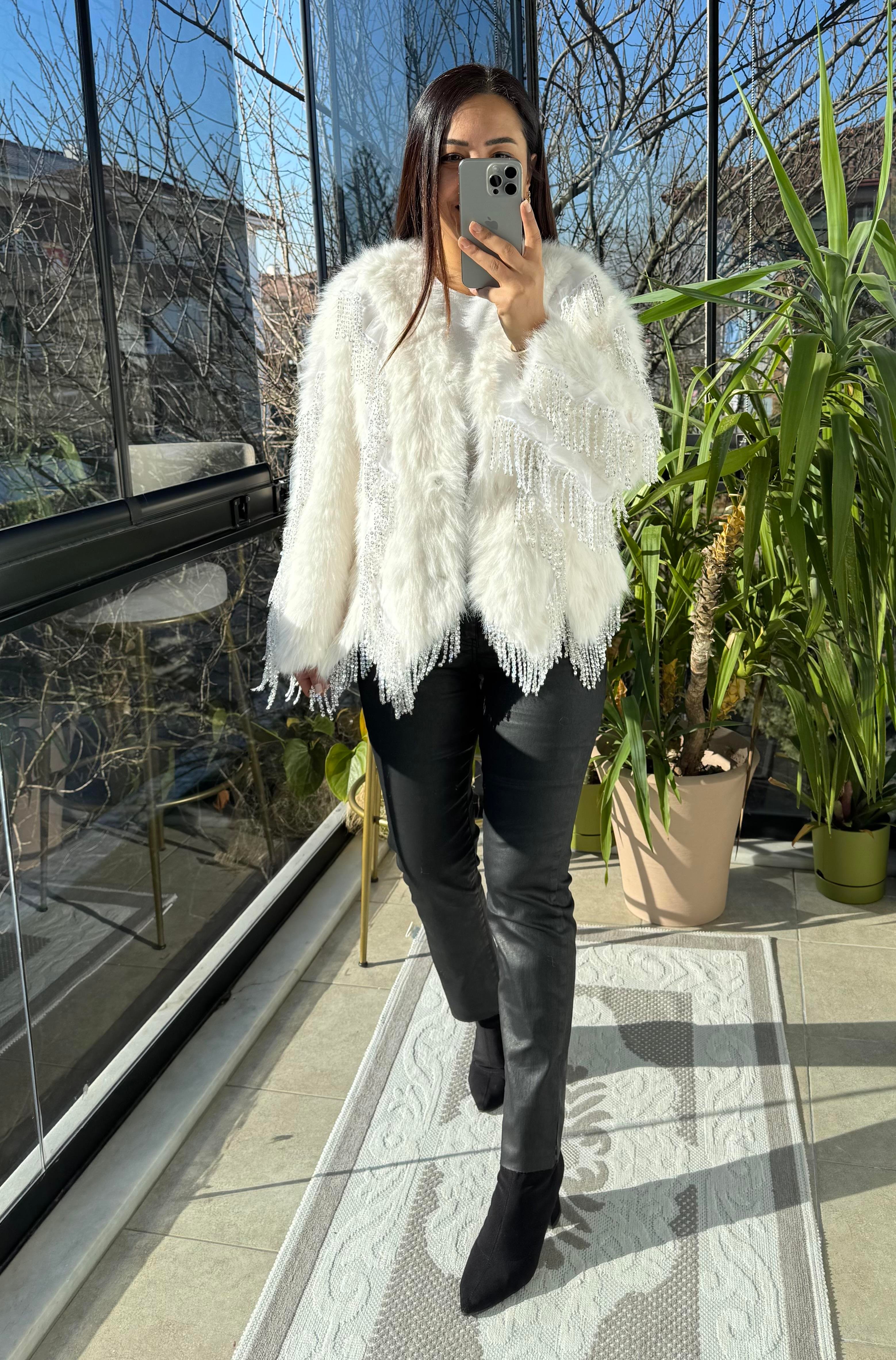 İthal Sallantılı Payetli Kürklü Ceket Krem