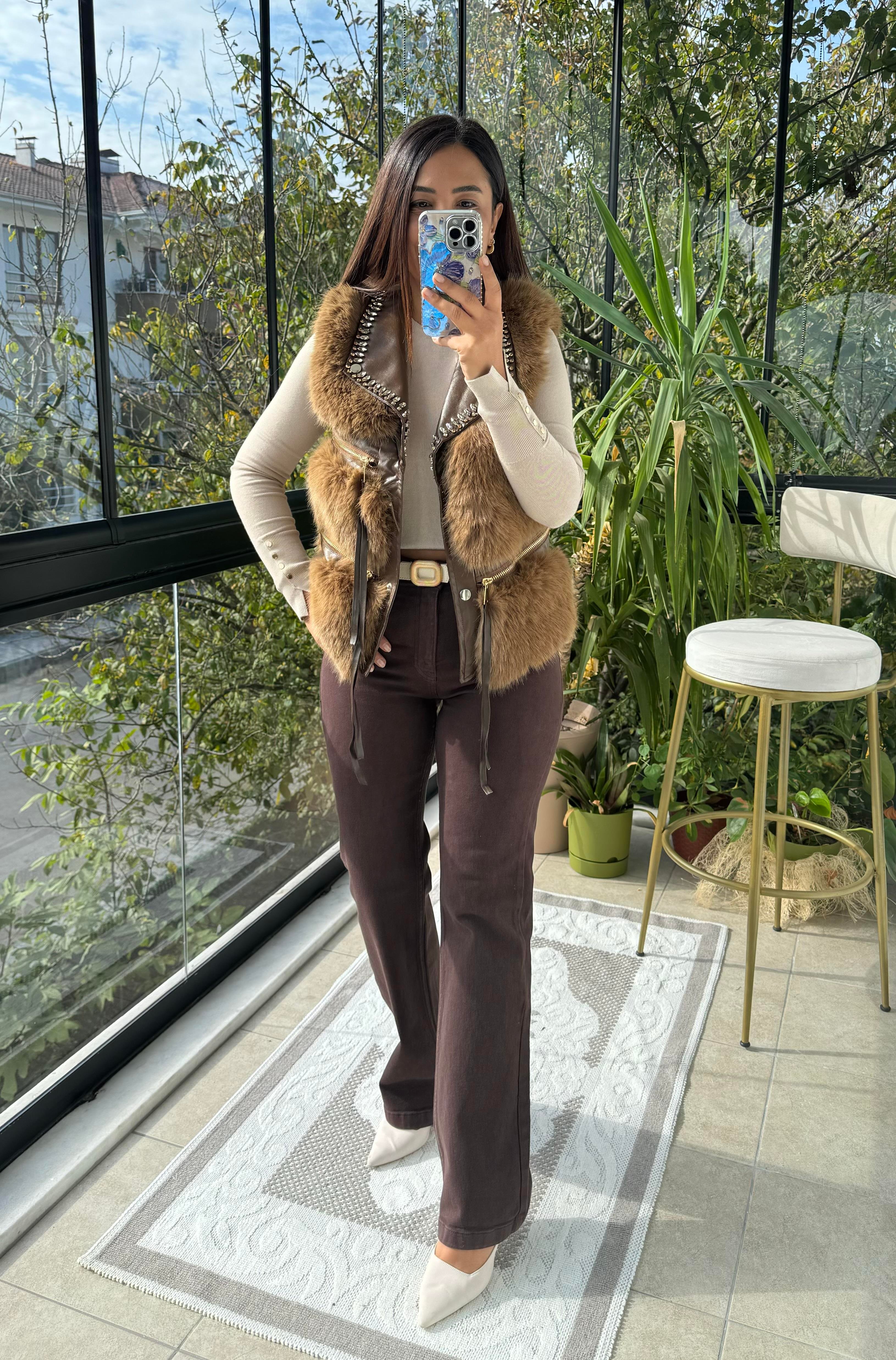 İthal Taşlı fermuarlı Kürklü Yelek Kahve