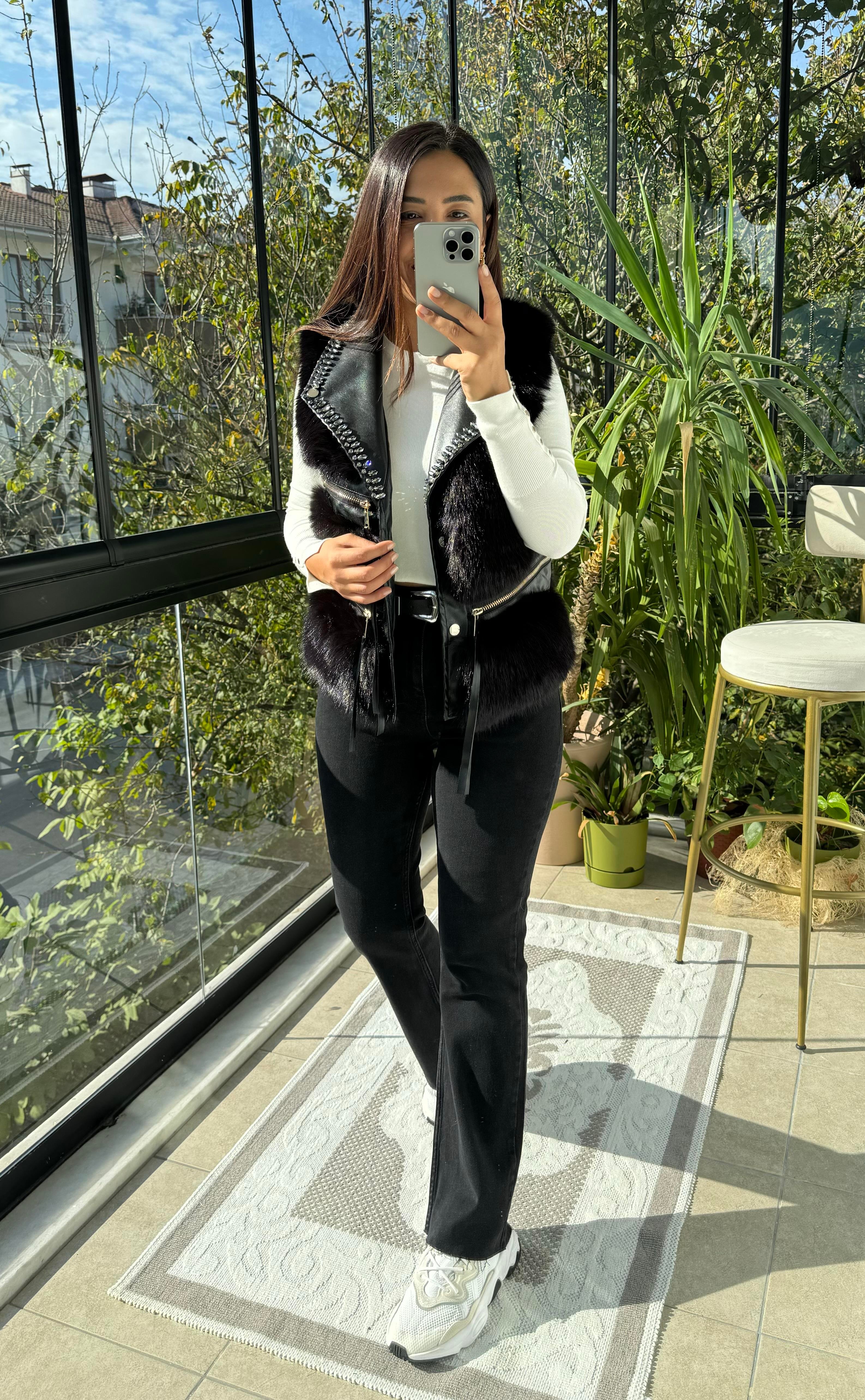 İthal Taşlı fermuarlı Kürklü Yelek Siyah