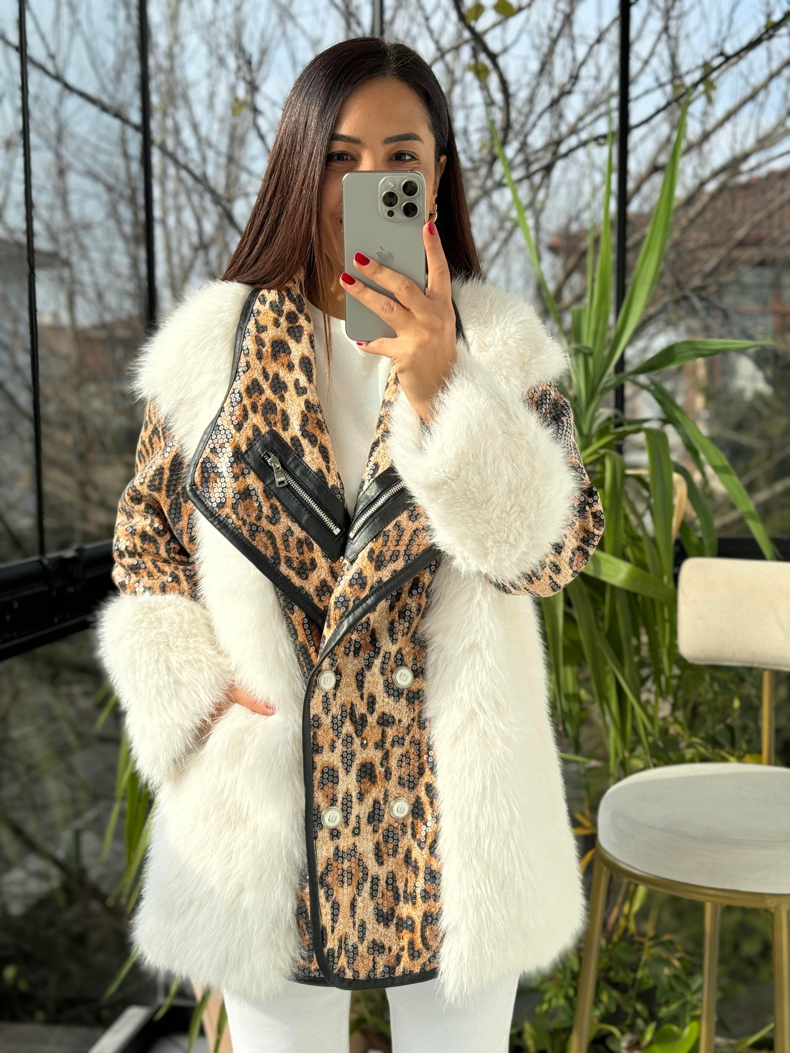 İthal Yakası Fermuar Detaylı Payetli Kürk Leopar