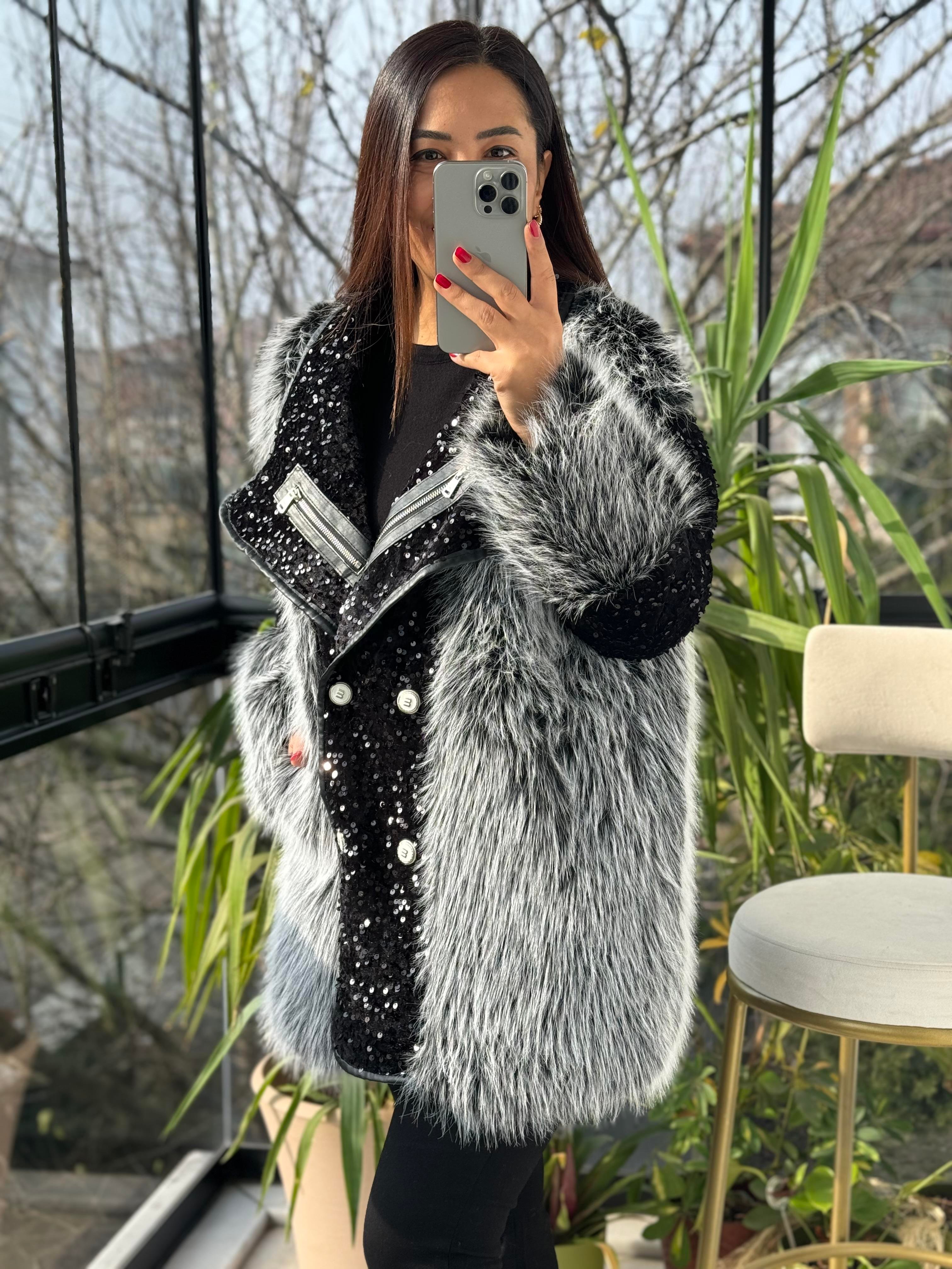 İthal Yakası Fermuar Detaylı Payetli Kürk Gri