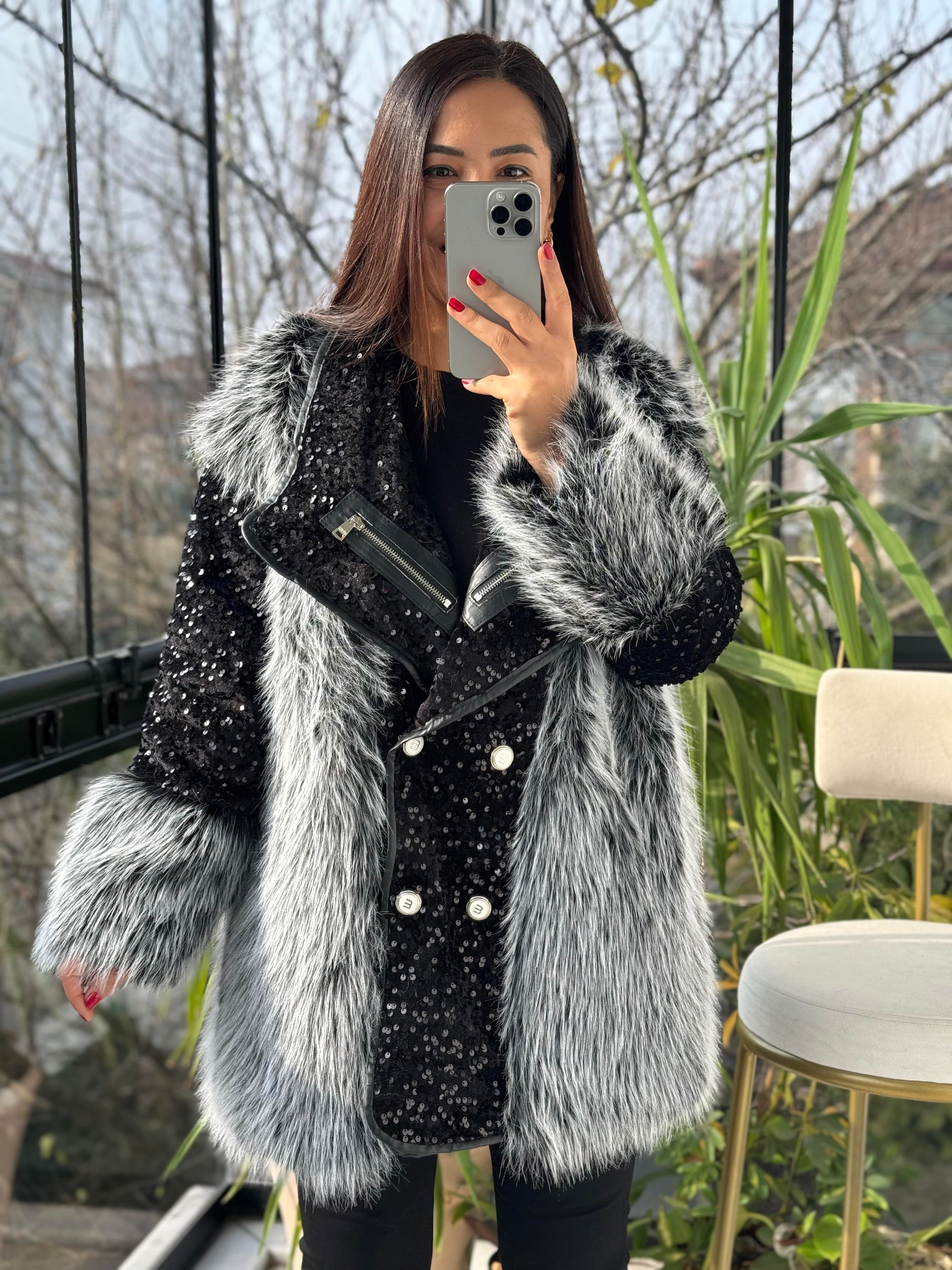 İthal Yakası Fermuar Detaylı Payetli Kürk Gri