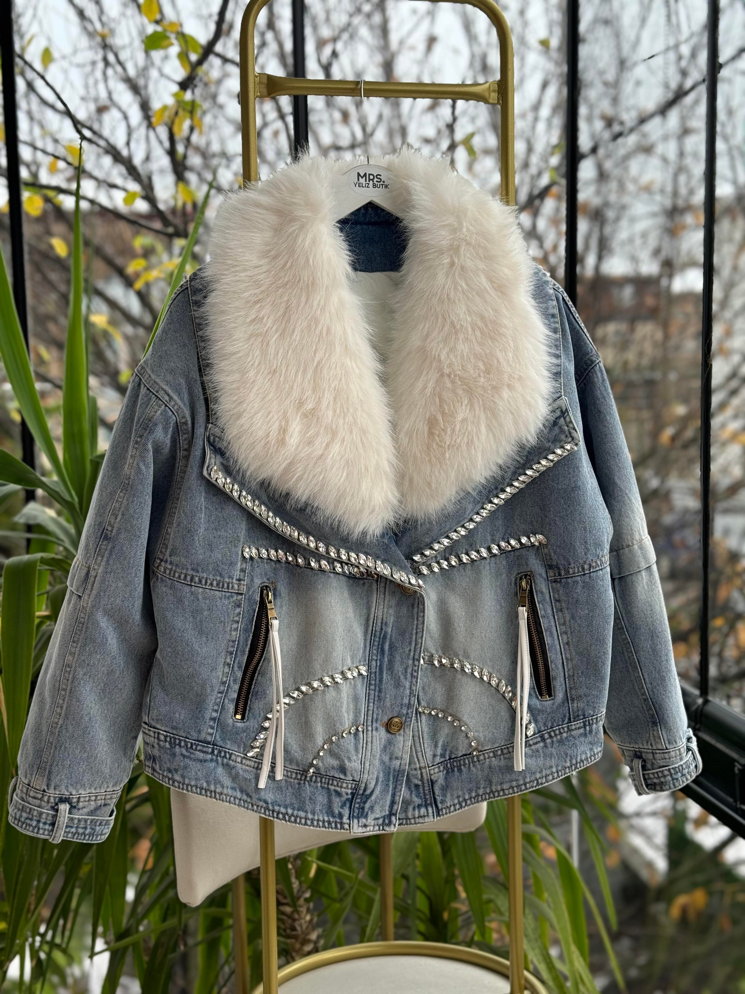 İthal Yakası Kürklü Taşlı Fermuarlı Kürk Mont Mavi