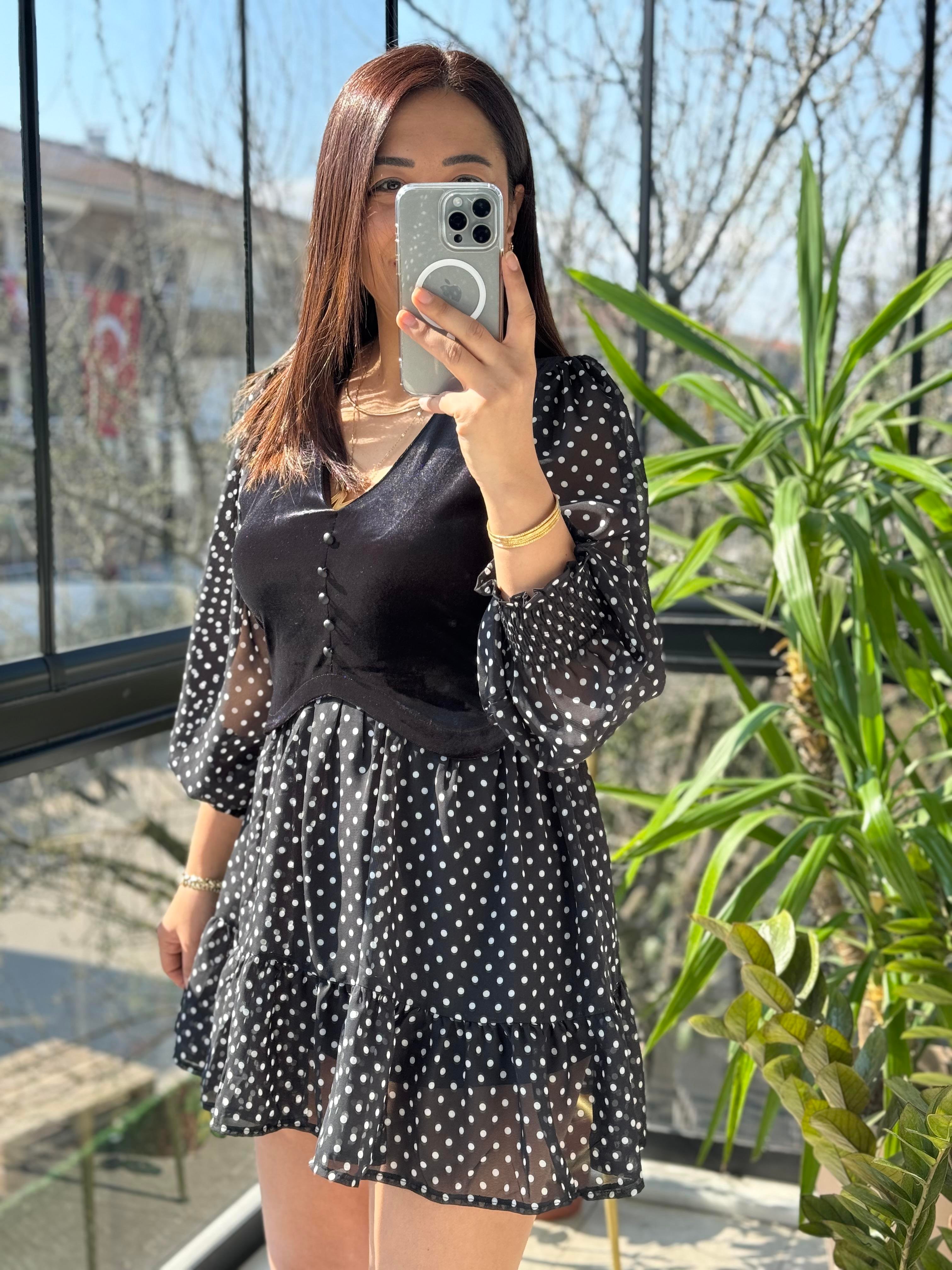 Kadife Detaylı Elbise Siyah