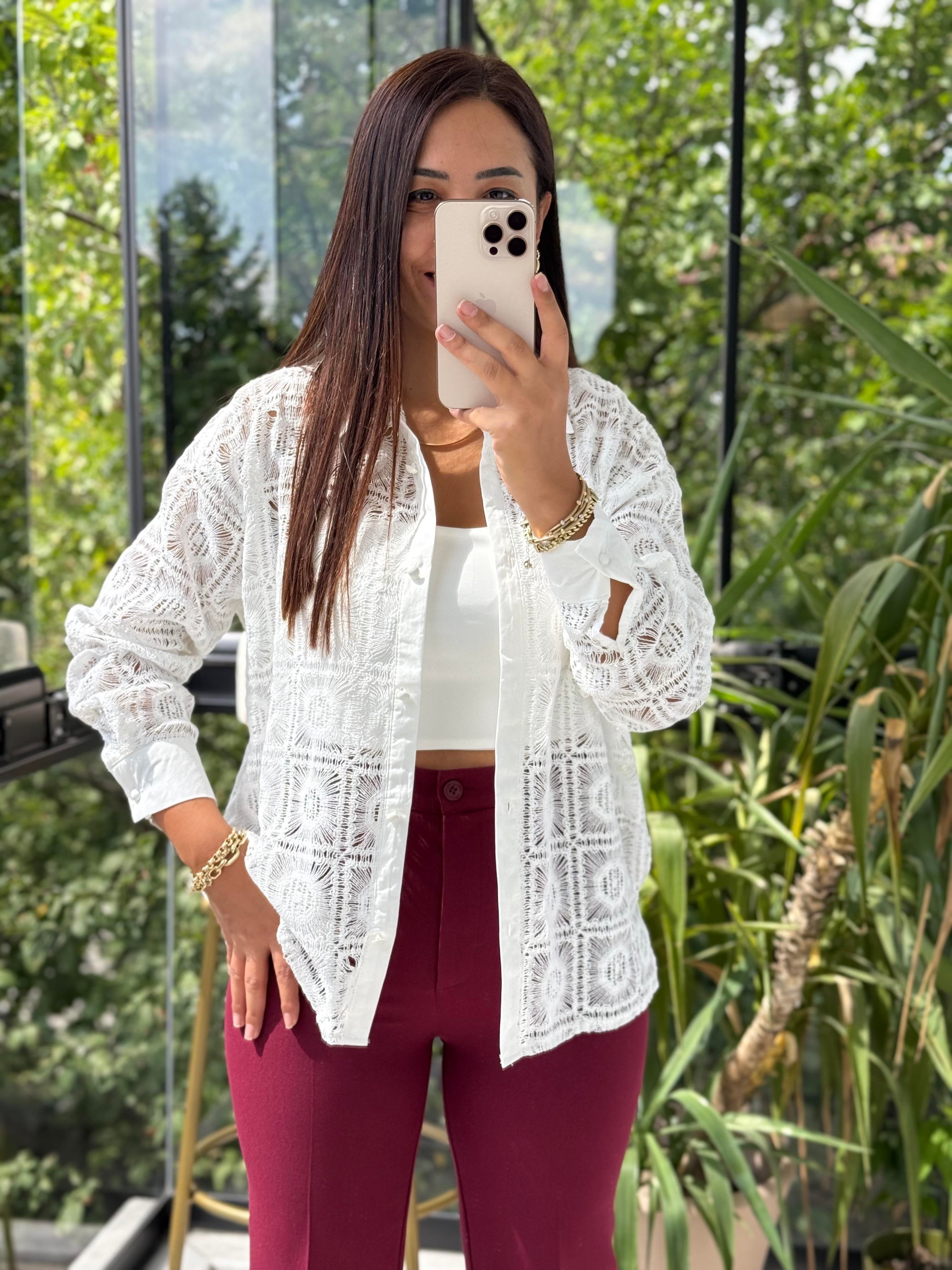 Kare Dantelli Gömlek Beyaz