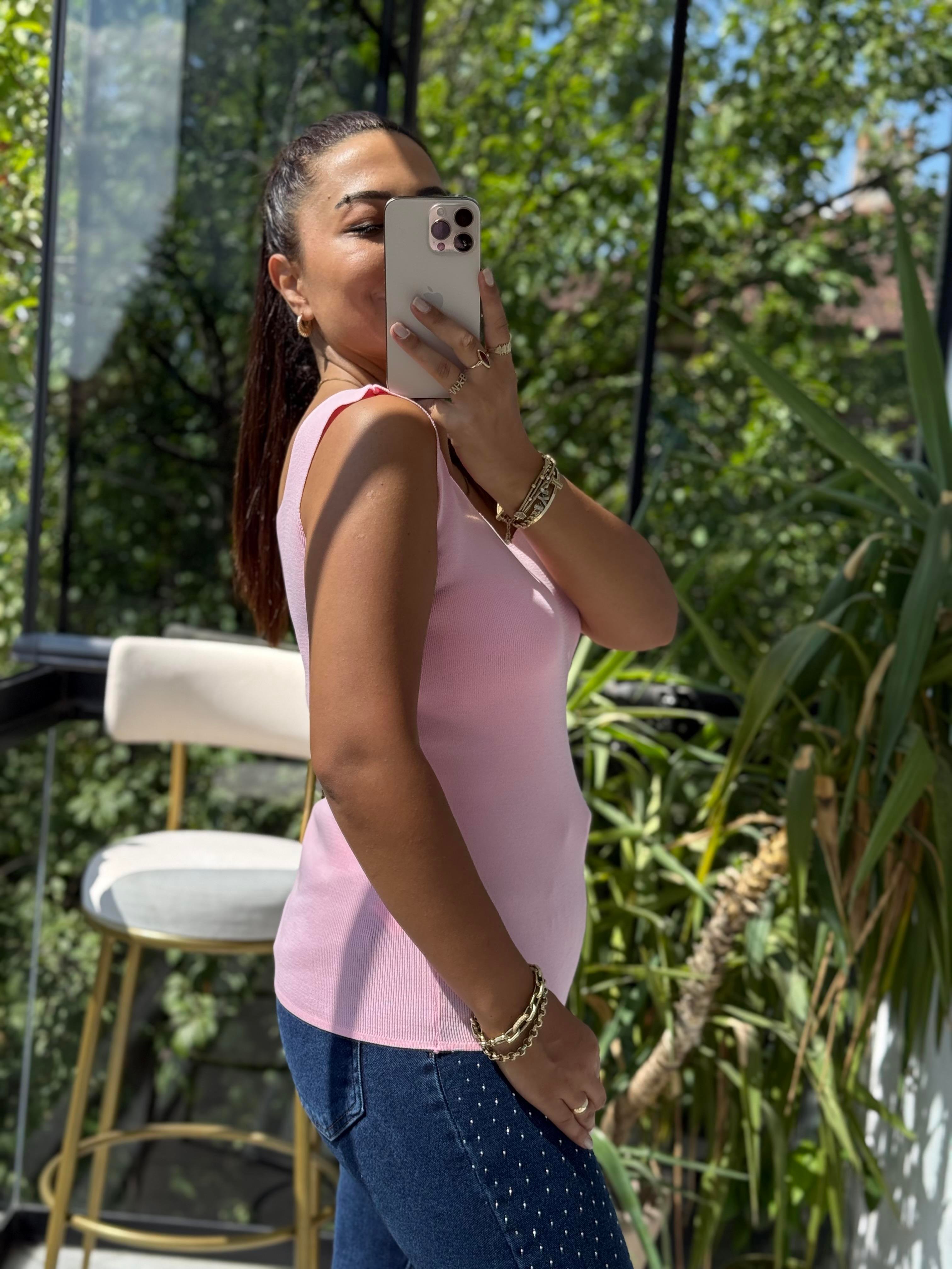 Kare Yaka Atlet Pembe