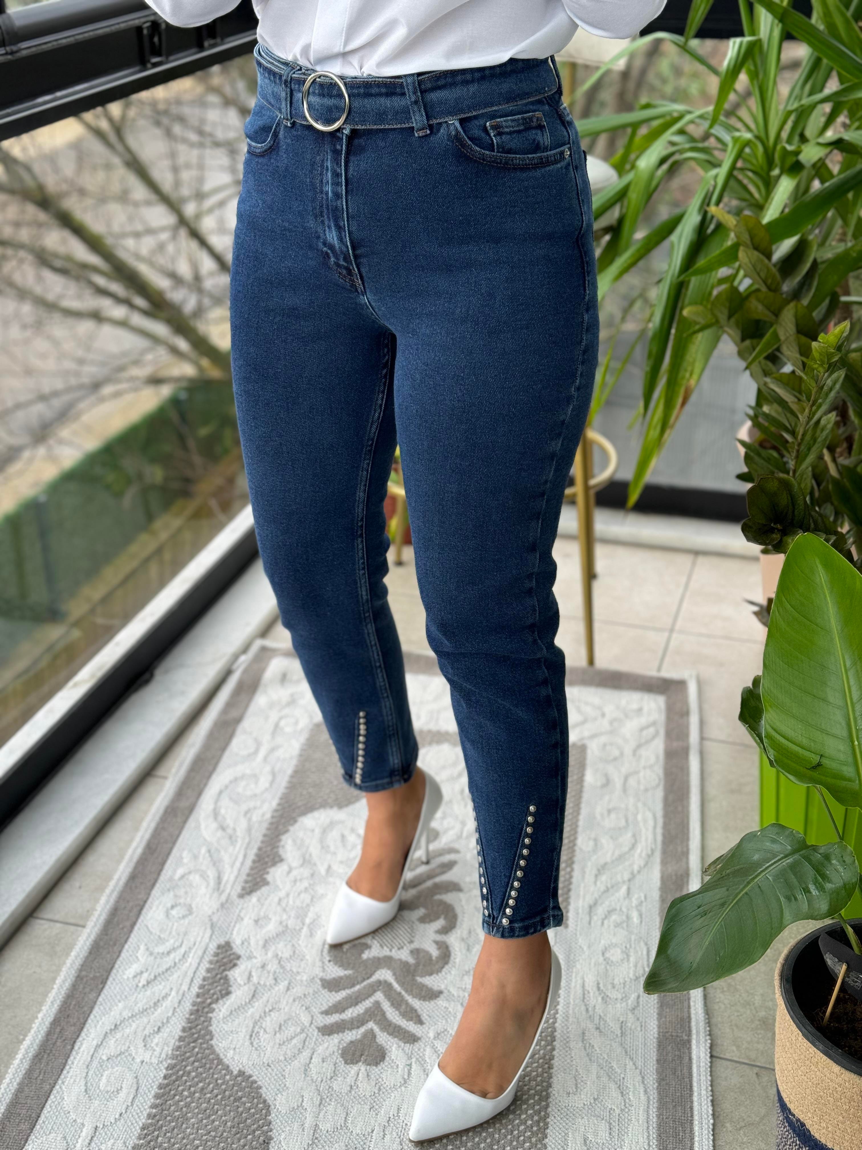 Kemerli Paça Detaylı Mom Jean Lacivert