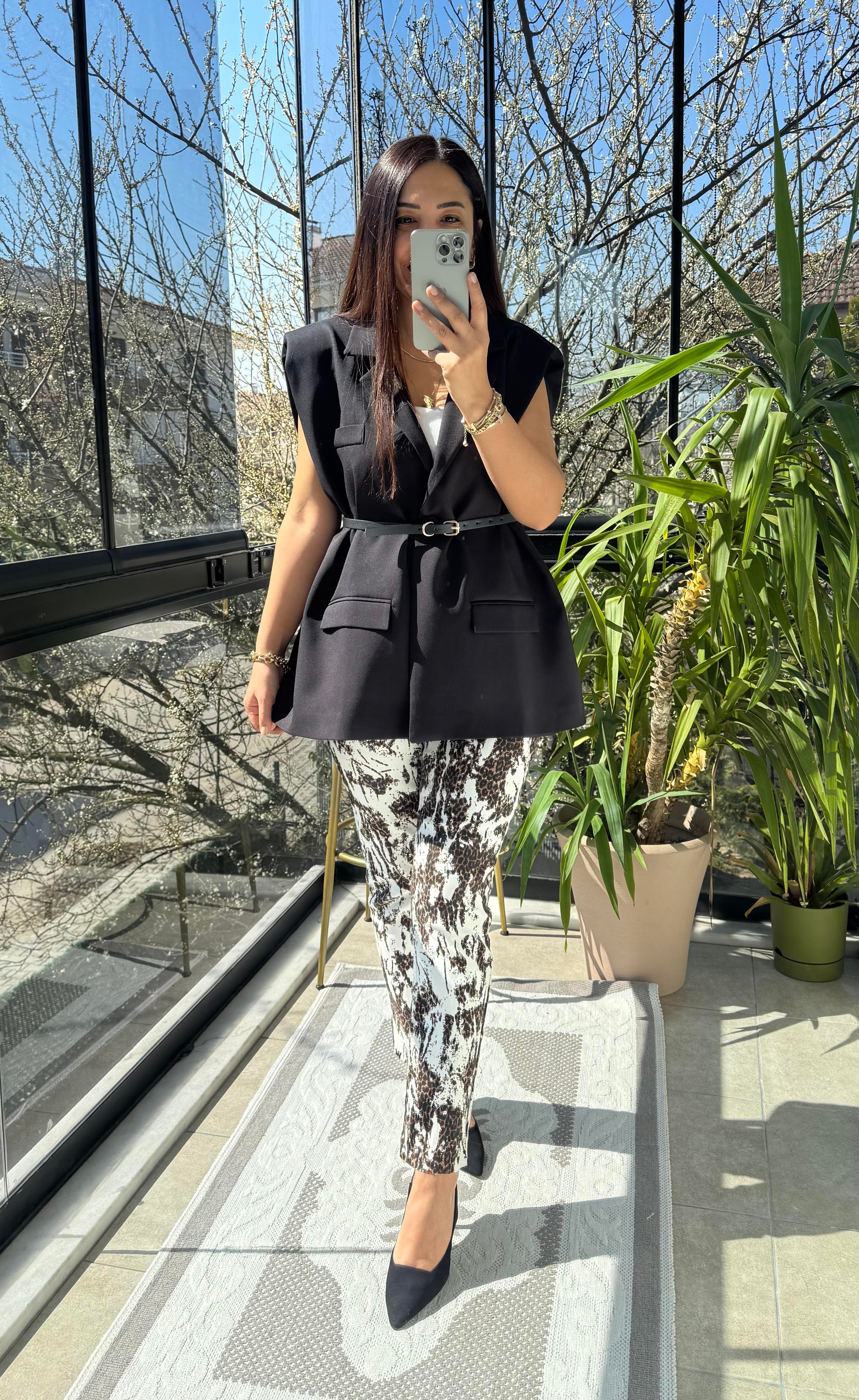 Kemerli Zra Model Yelek Siyah