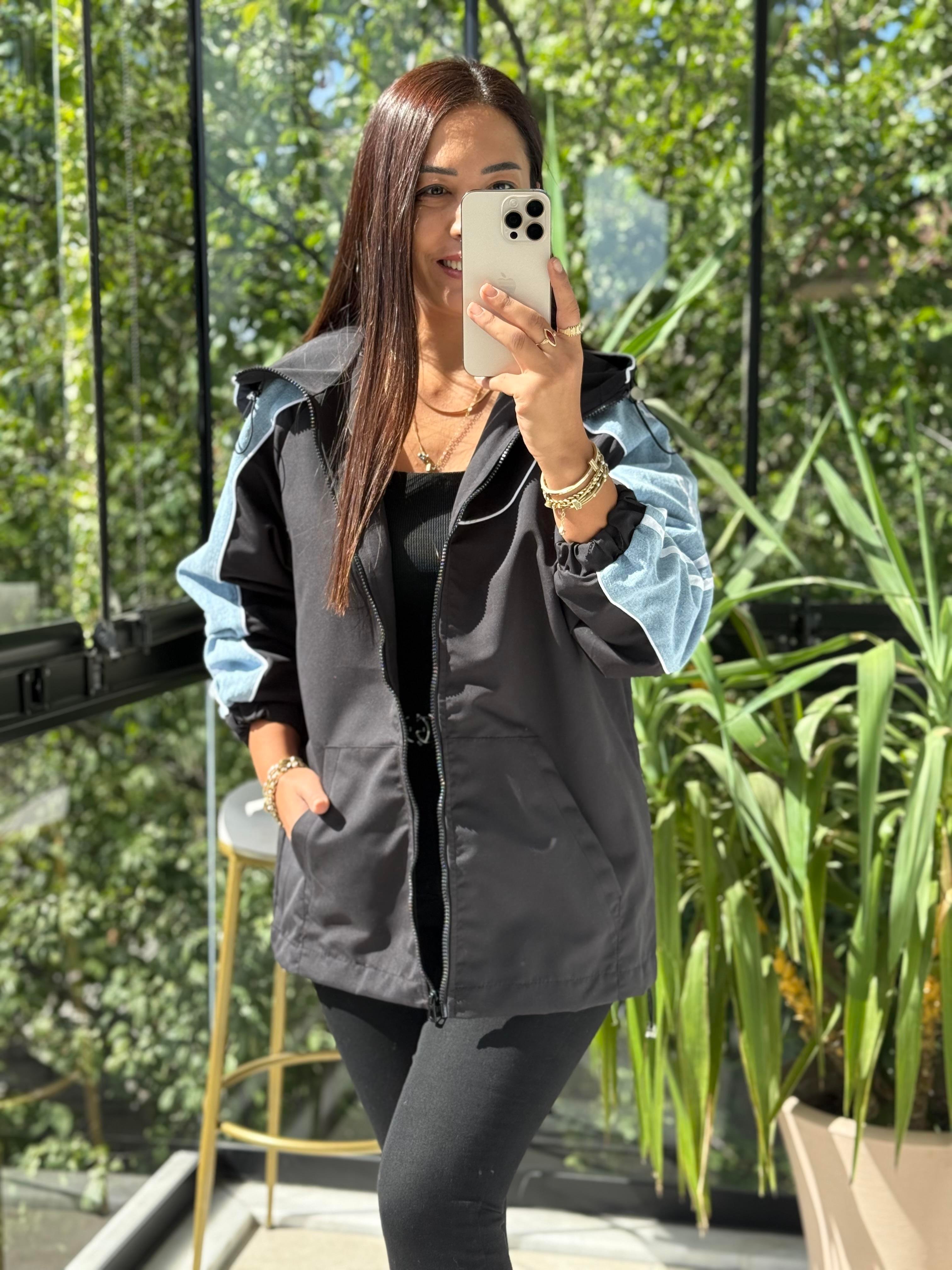 Kolu Çizgili Mix Yağmurluk Siyah