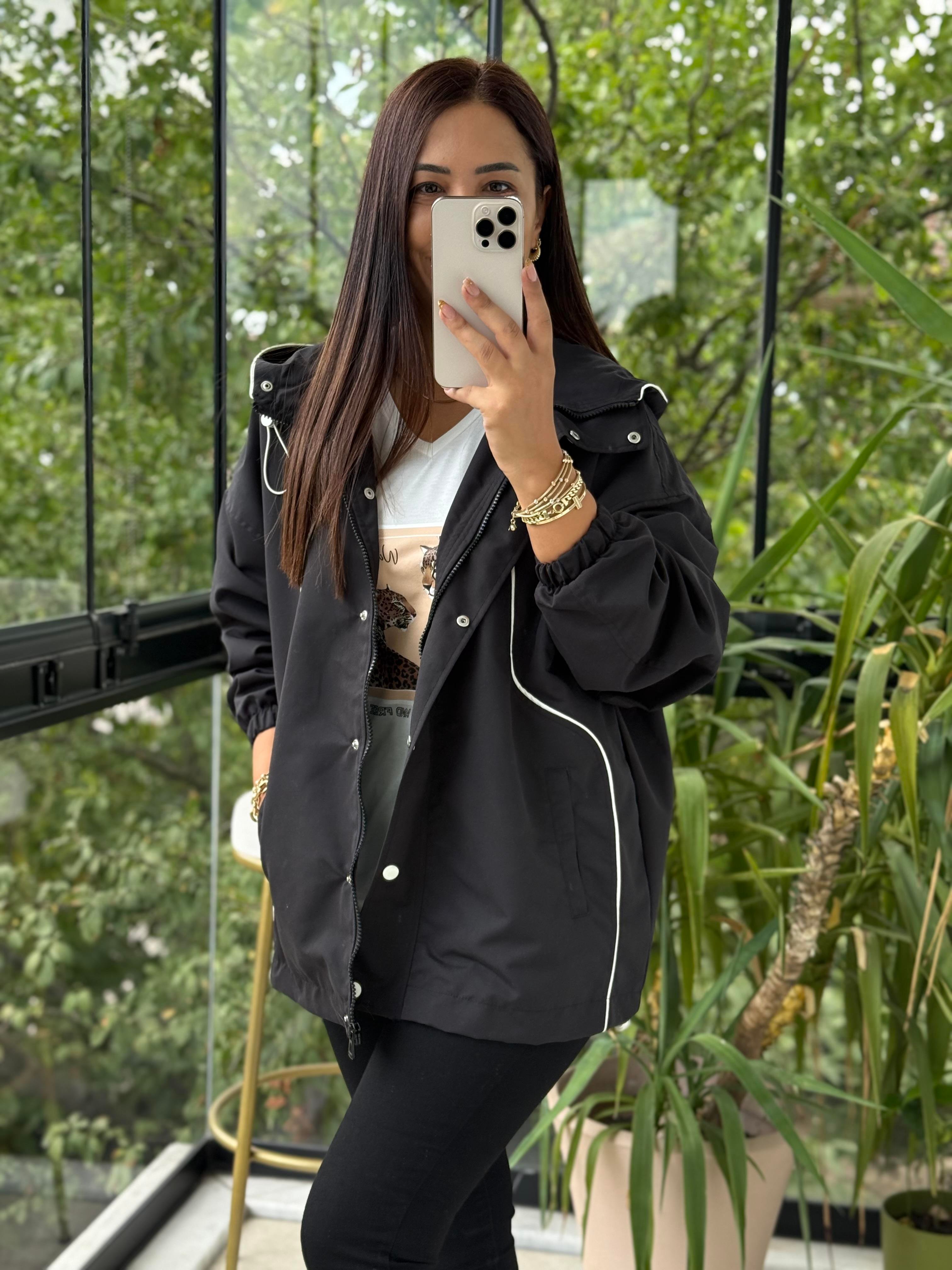 Kontrast Biyeli Ceket Siyah