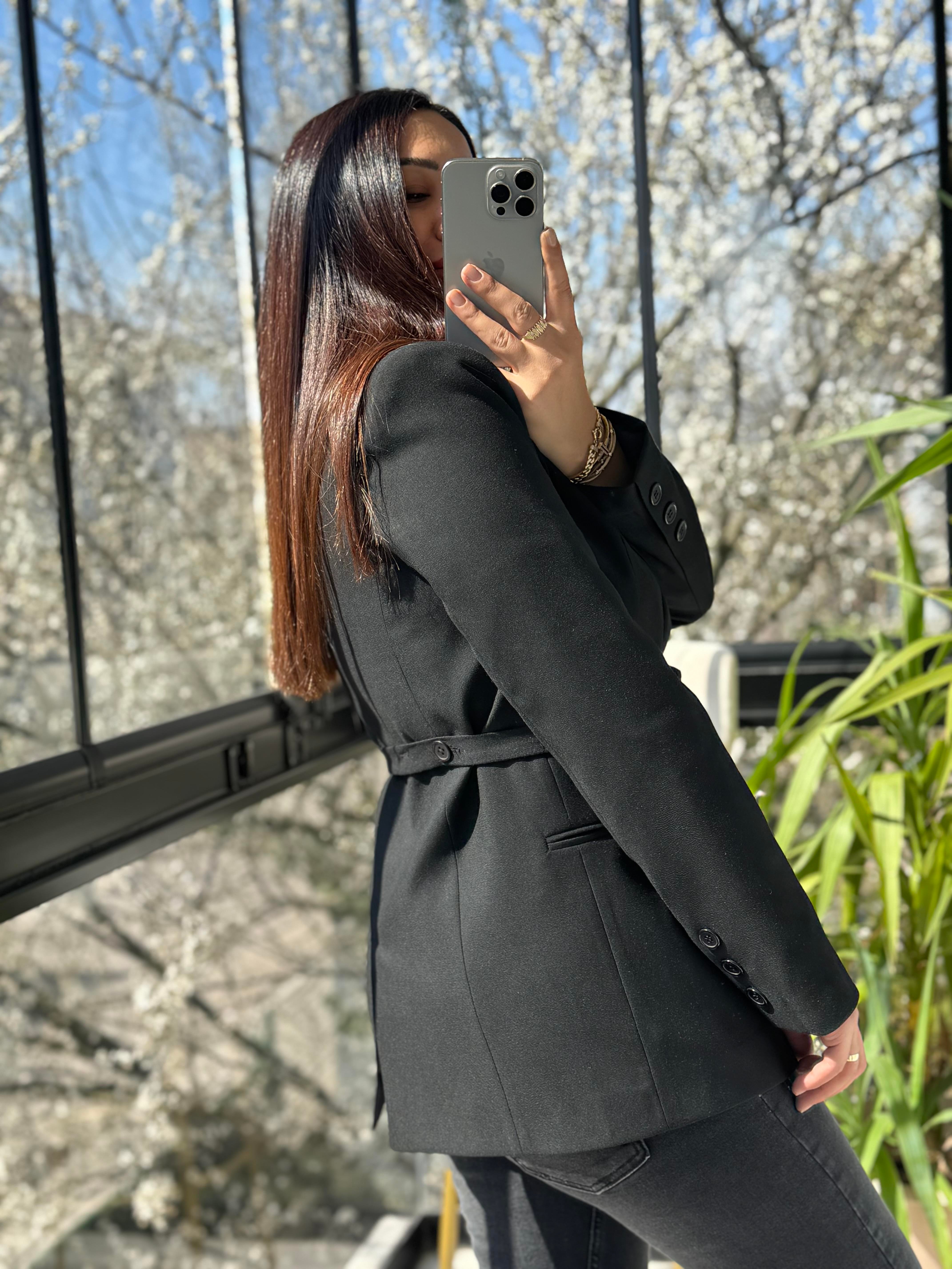 Kuşaklı İki Düğme Blazer Ceket Siyah