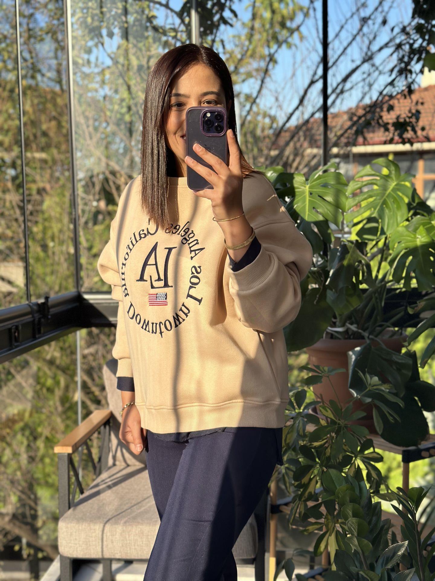 LA Sweatshirt Camel