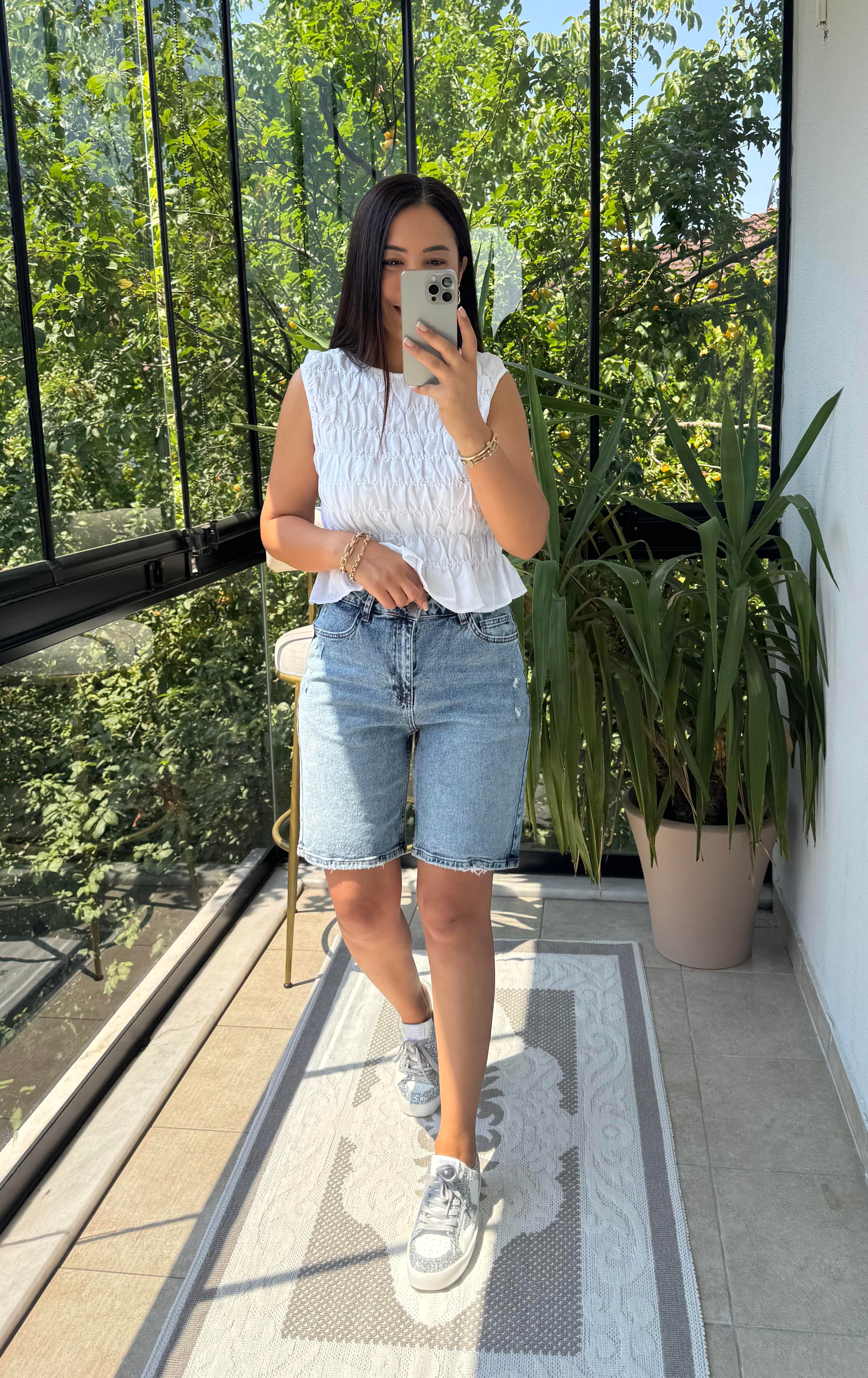 Lazerli Şehirboy Denim Şort Mavi