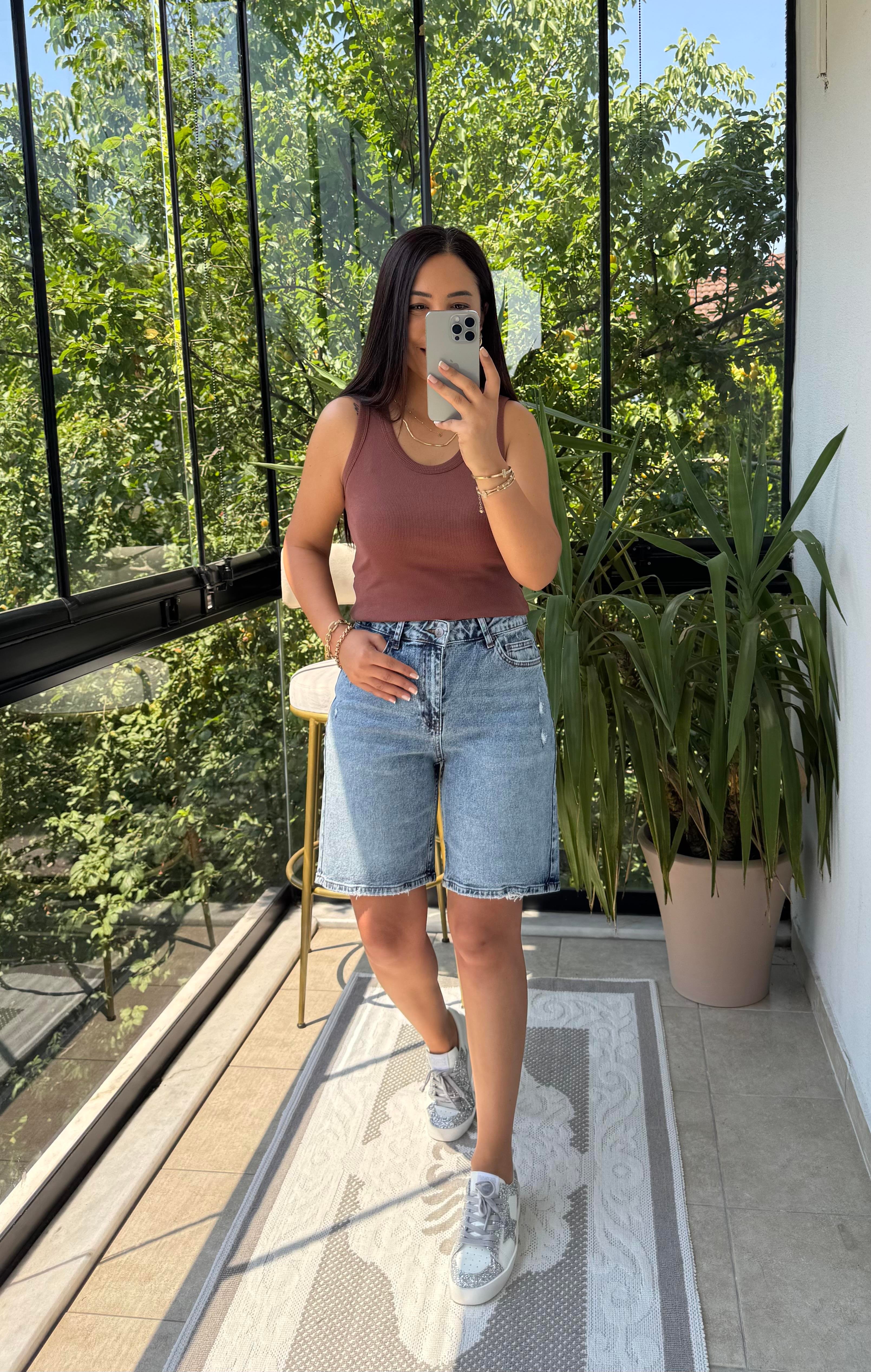 Lazerli Şehirboy Denim Şort Mavi