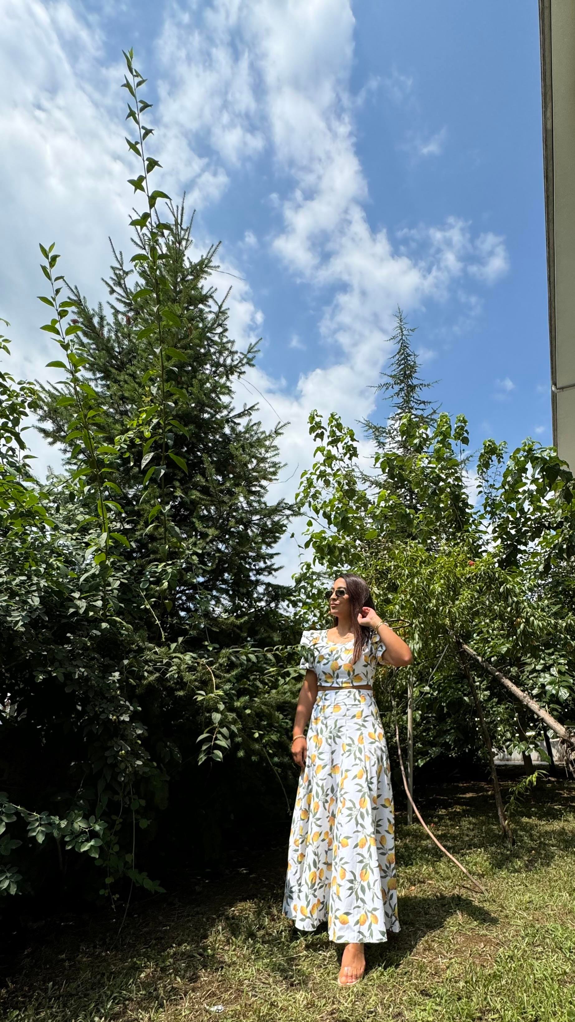 Limon Desenli Crop Etek Takım Beyaz