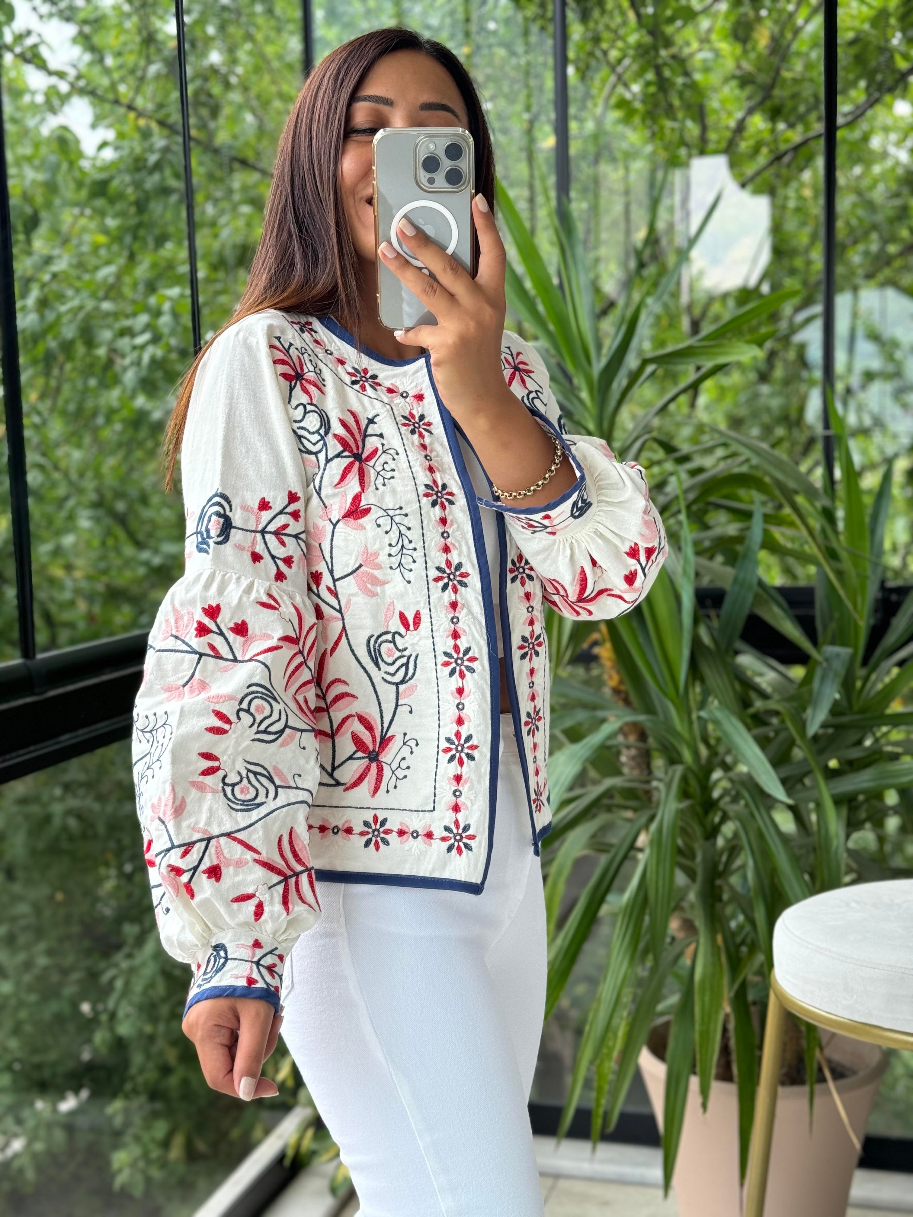 Lüx İşlemeli Ceket Kırmızı