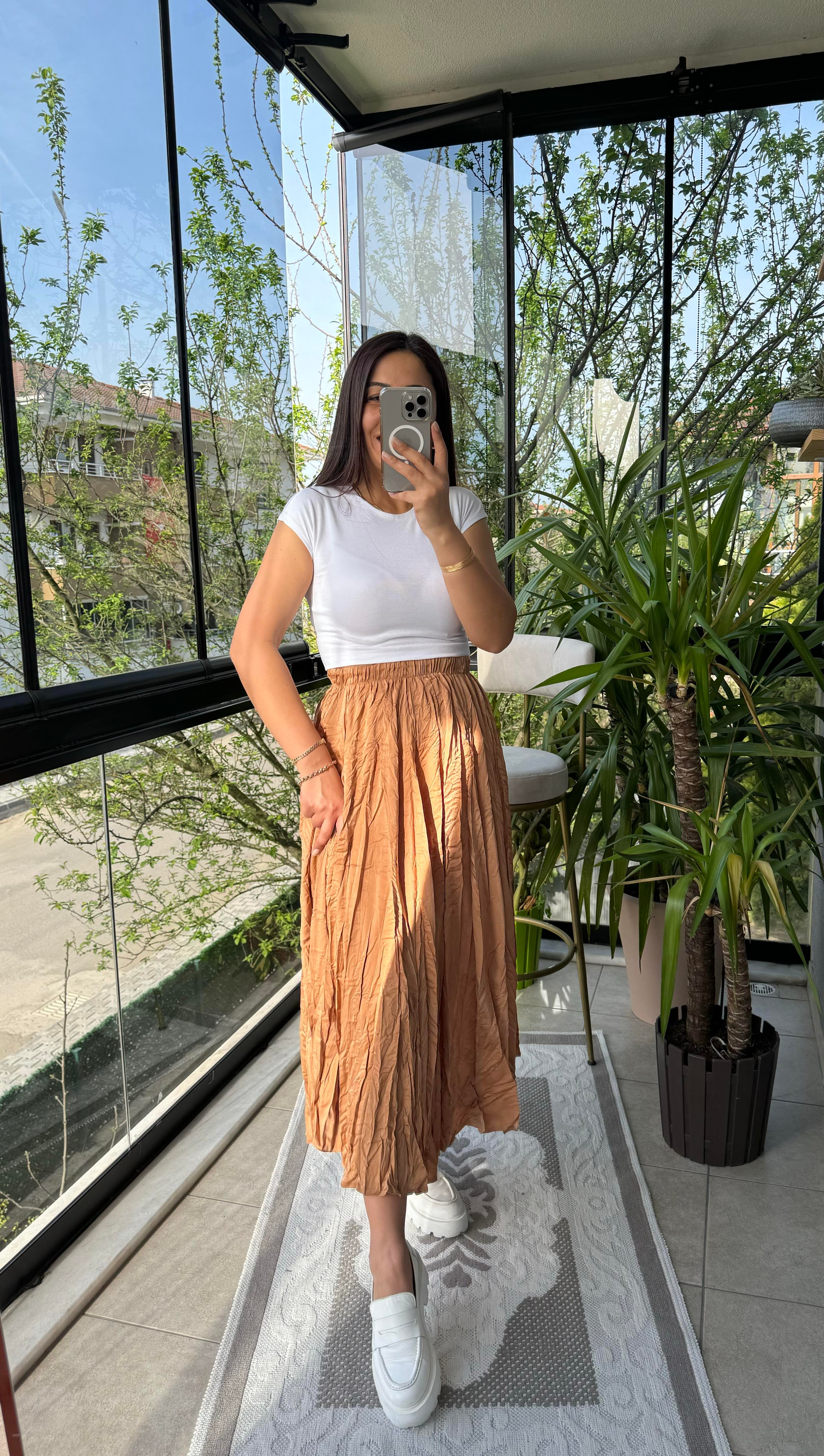 Lüx Kalite Etek Yavruağzı