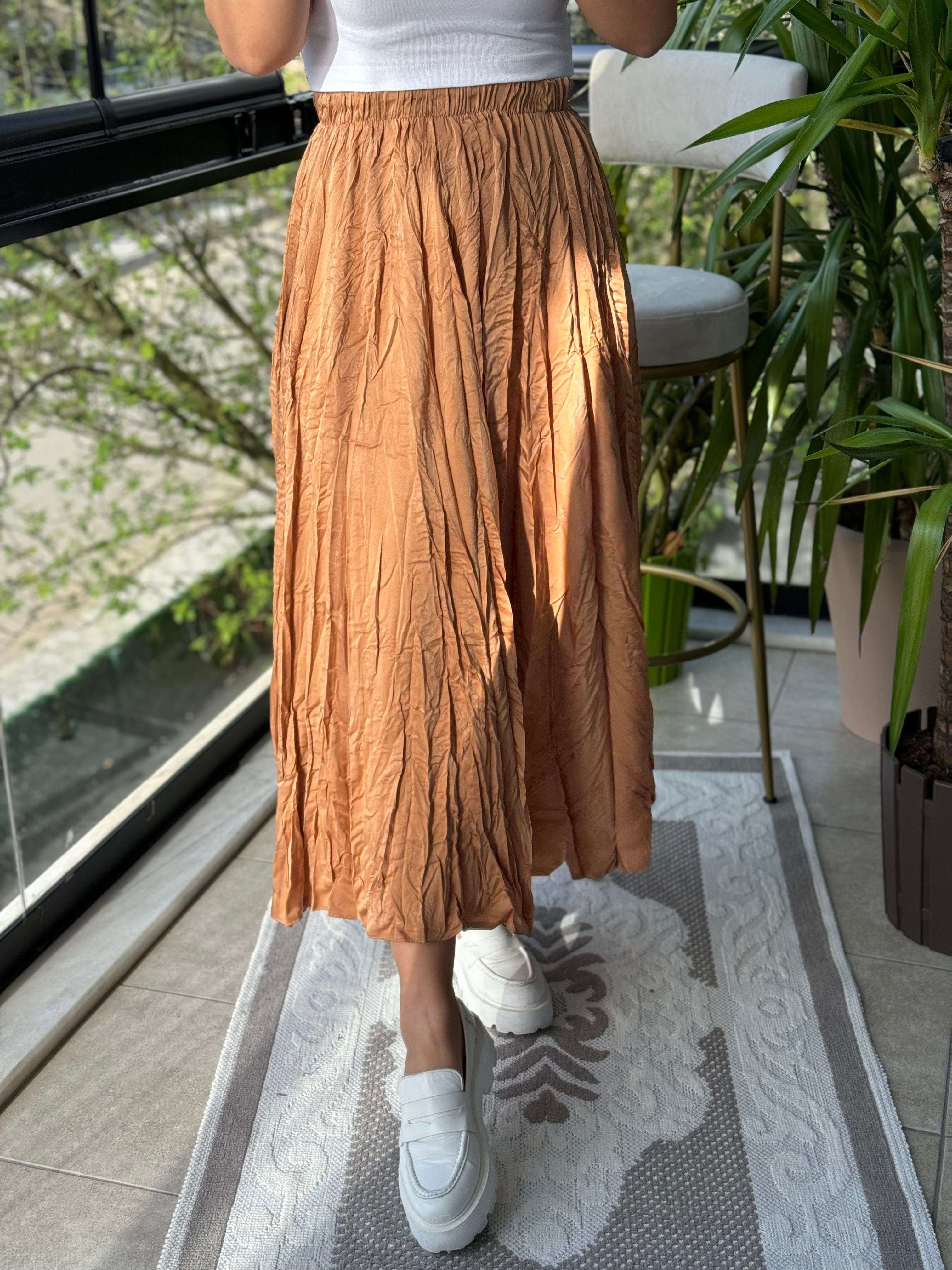 Lüx Kalite Etek Yavruağzı