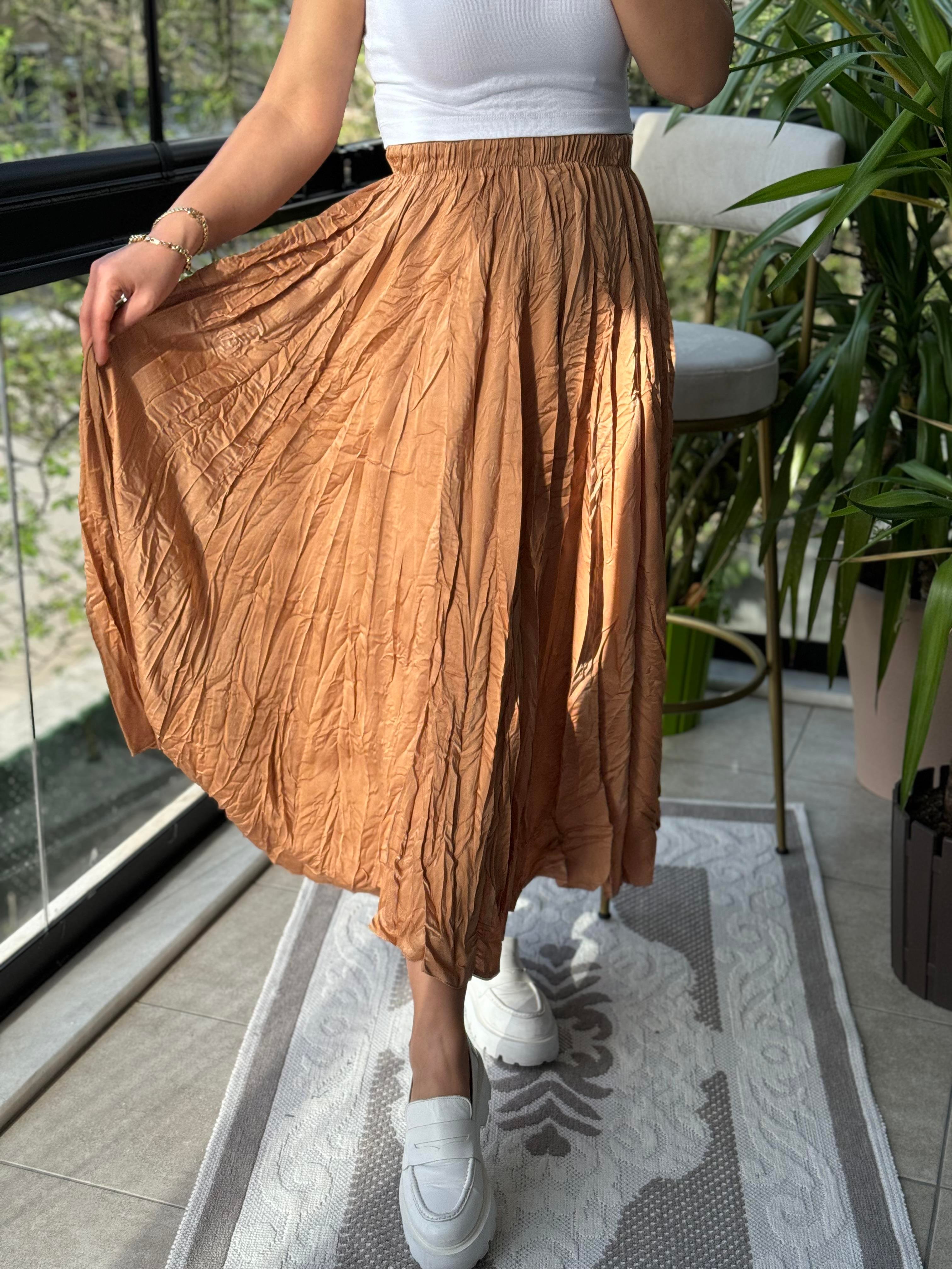 Lüx Kalite Etek Yavruağzı