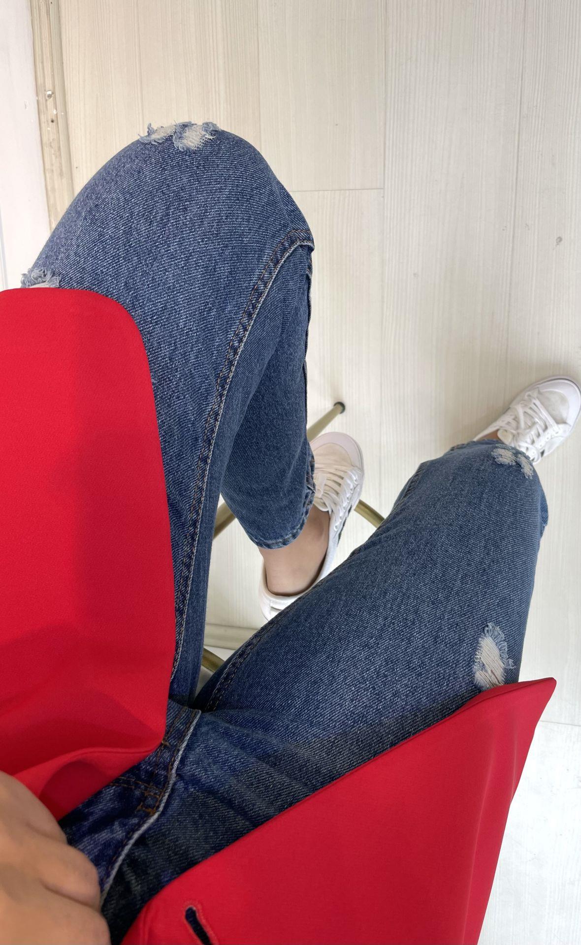 Mavi Yırtık Detay Boyfriend Jean