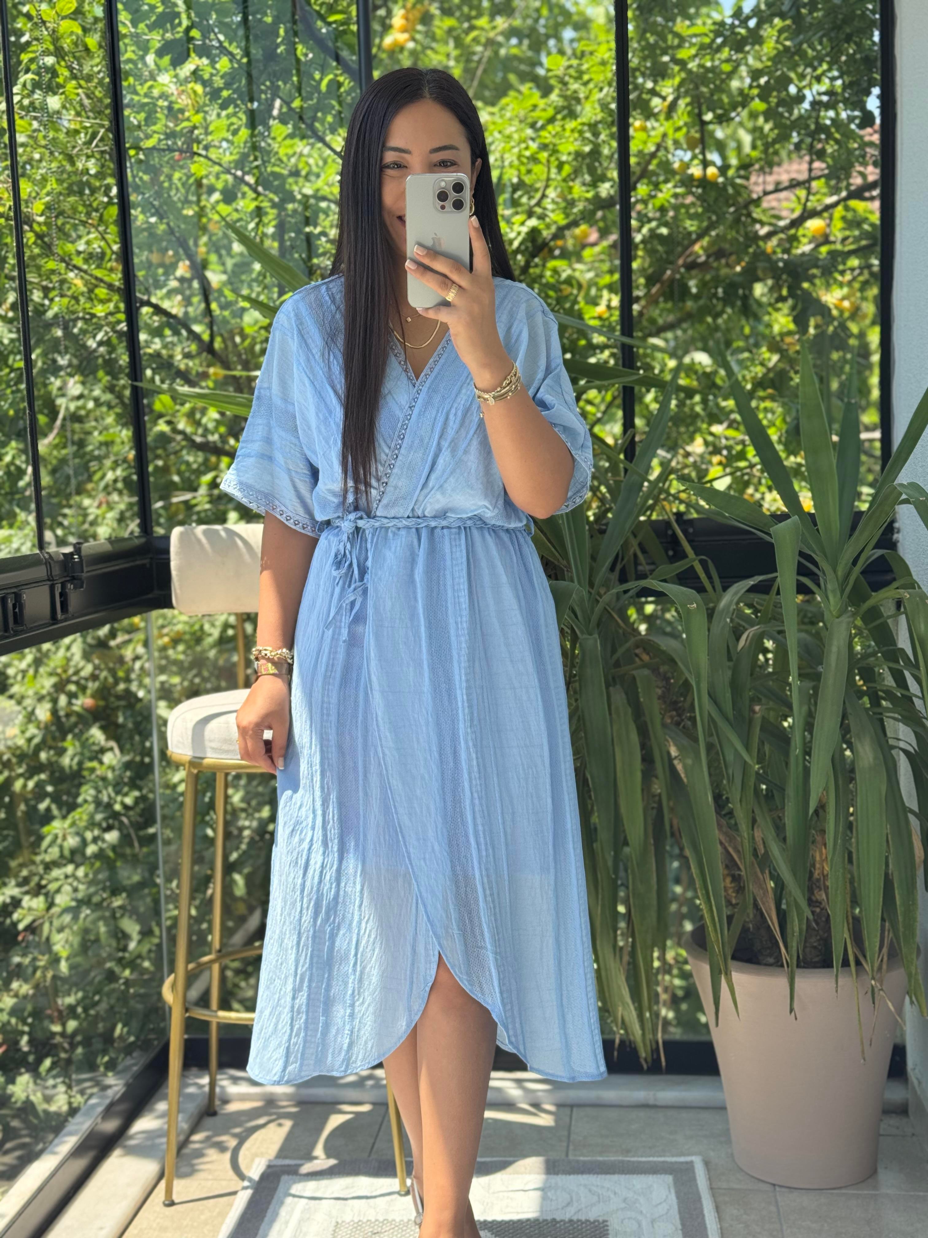 Nakışlı Kruvaze Elbise Mavi