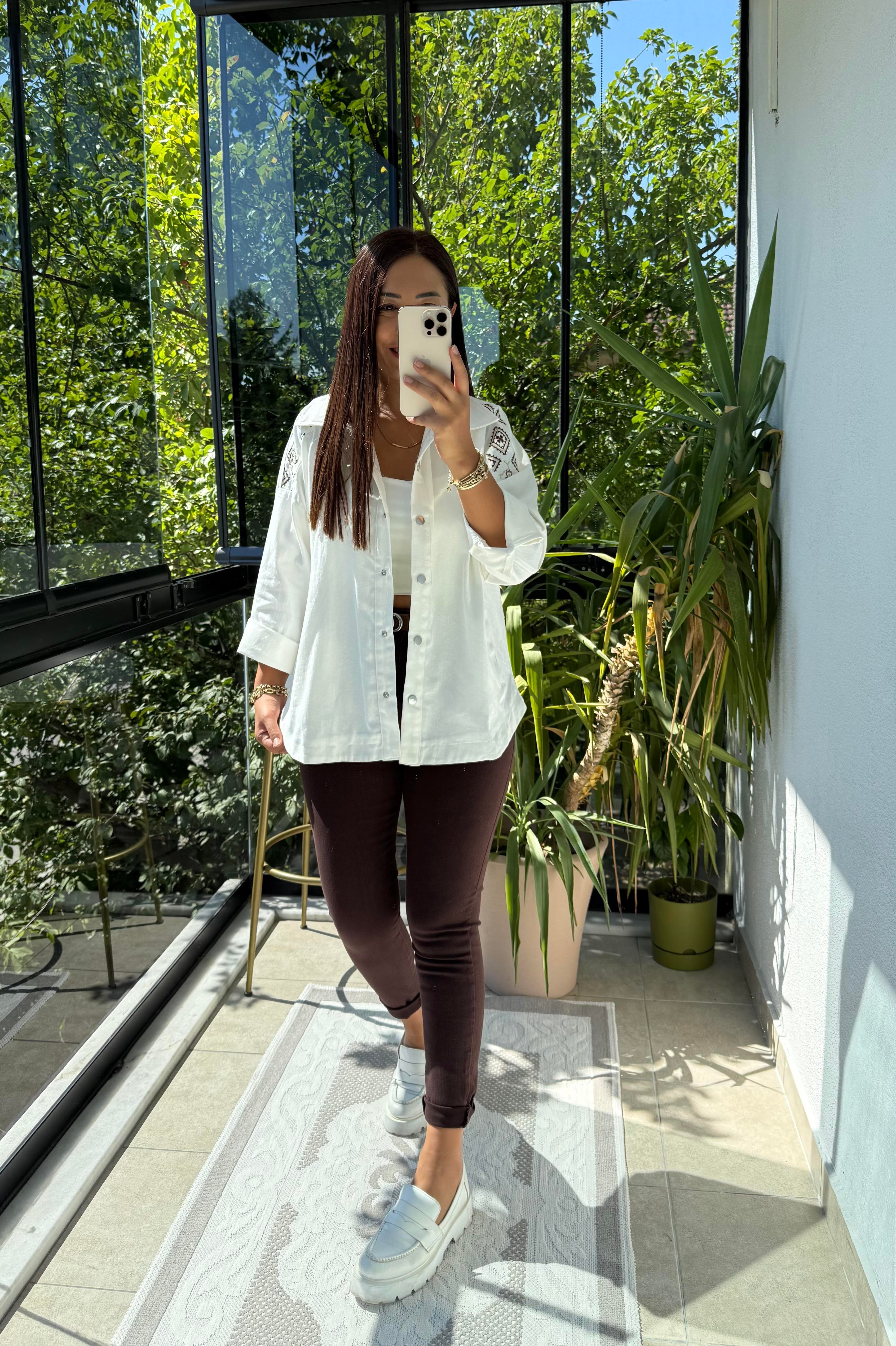 Omuz İşlemeli Gabardin Ceket Beyaz