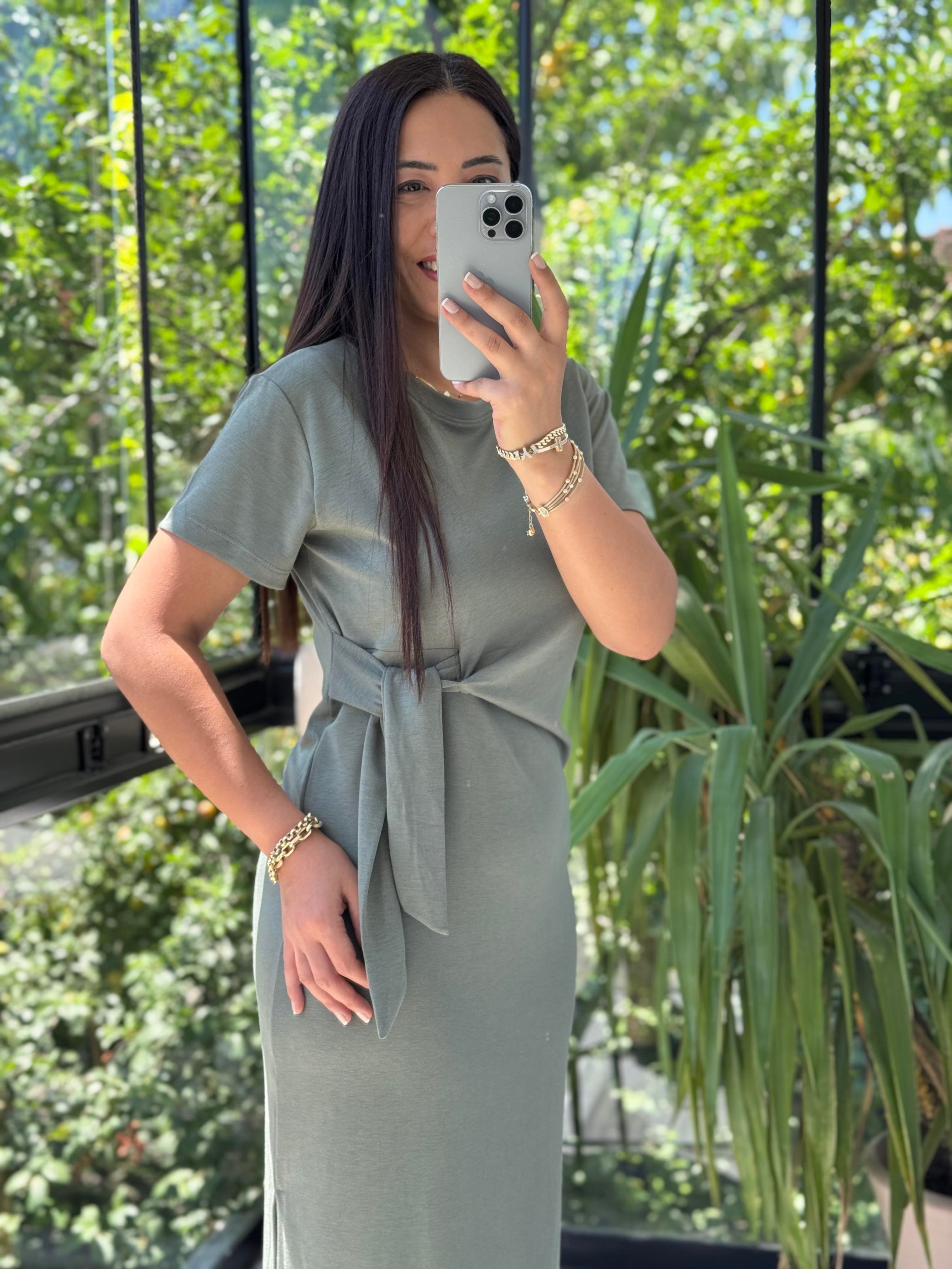 Önü Bağlama Detaylı Modal Elbise Haki Yeşili