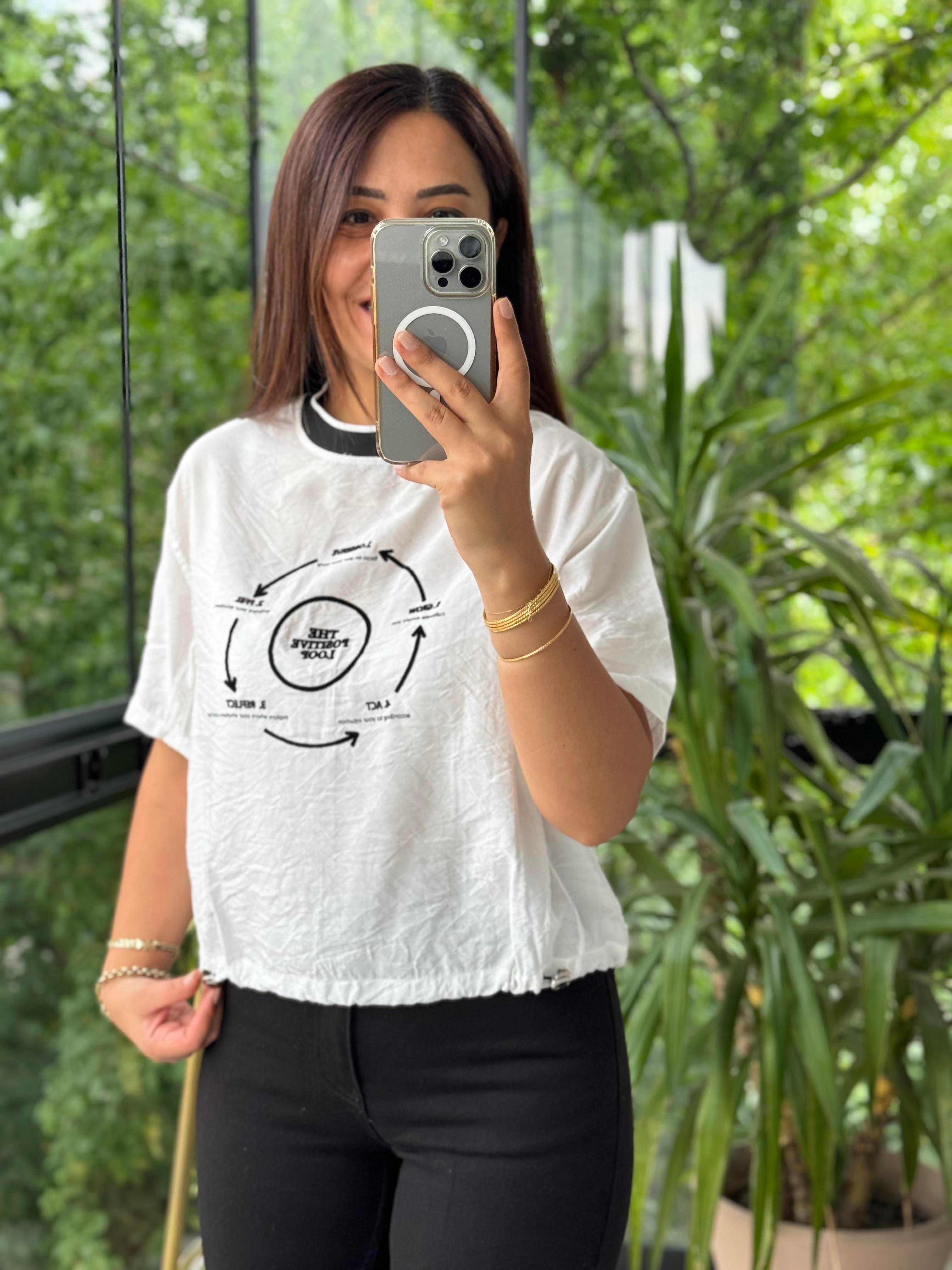 Önü Baskılı Tasarım Tişört Beyaz