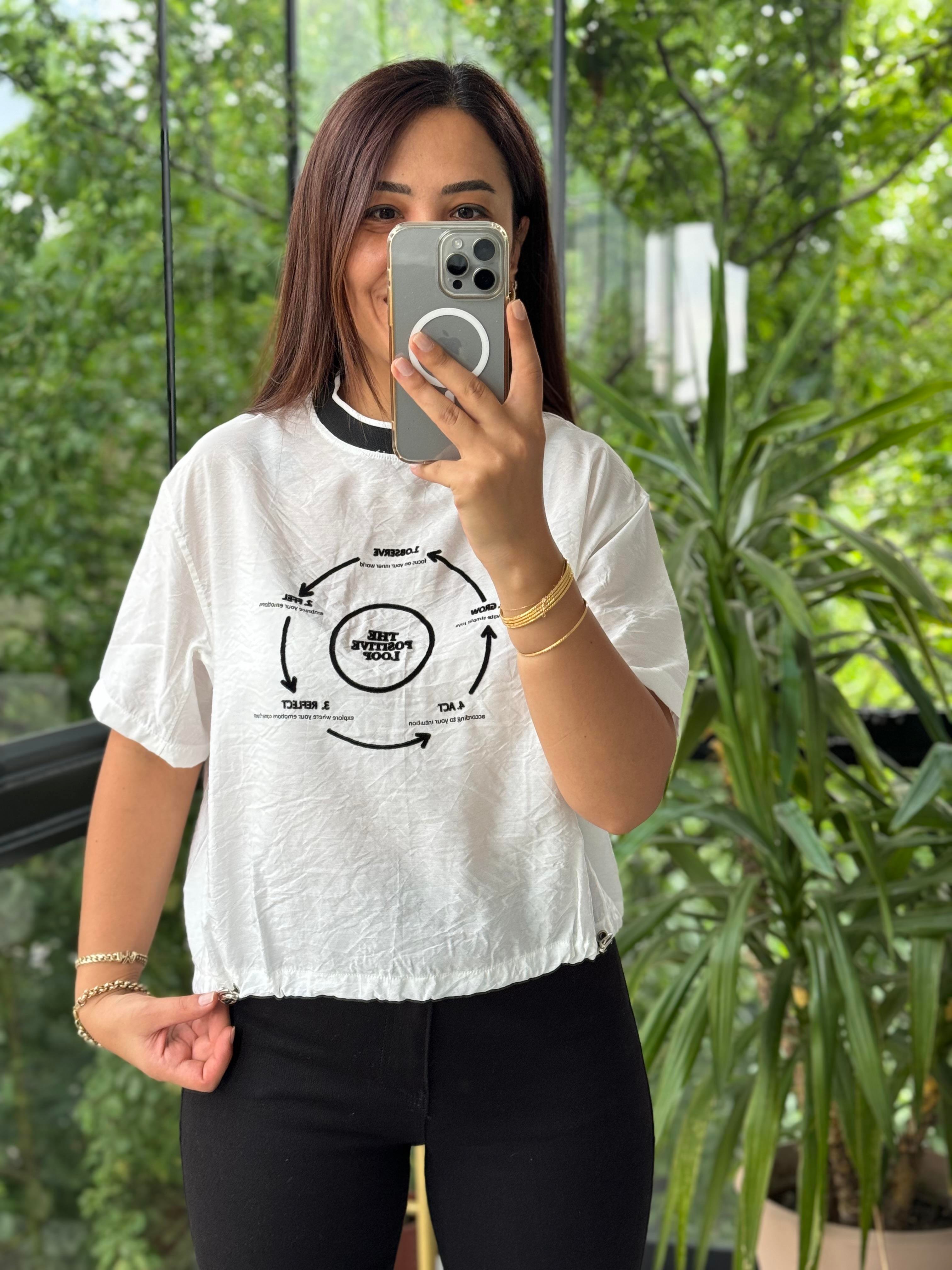 Önü Baskılı Tasarım Tişört Beyaz