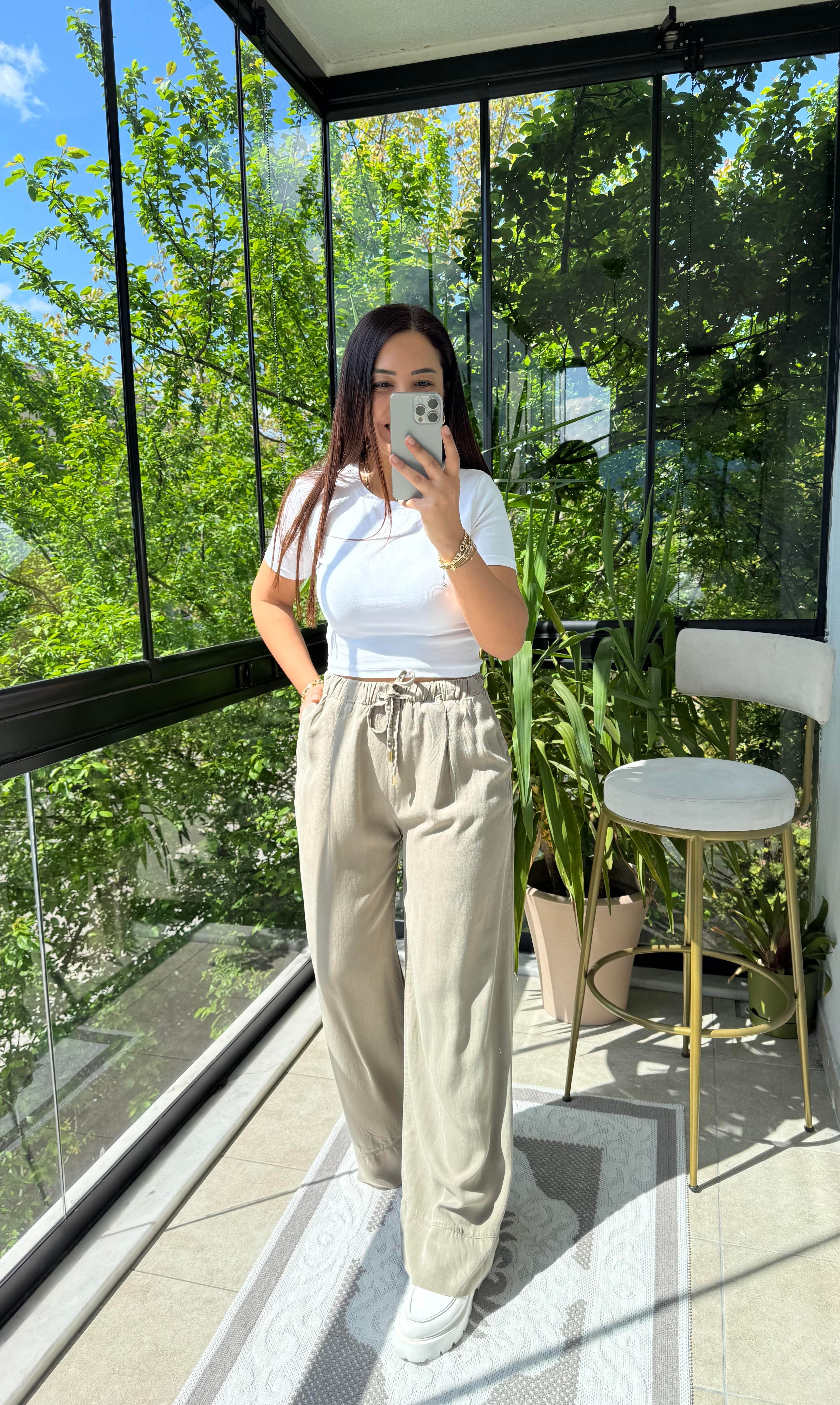 Paça Detaylı Lastikli Tensel Pantolon Haki Yeşili