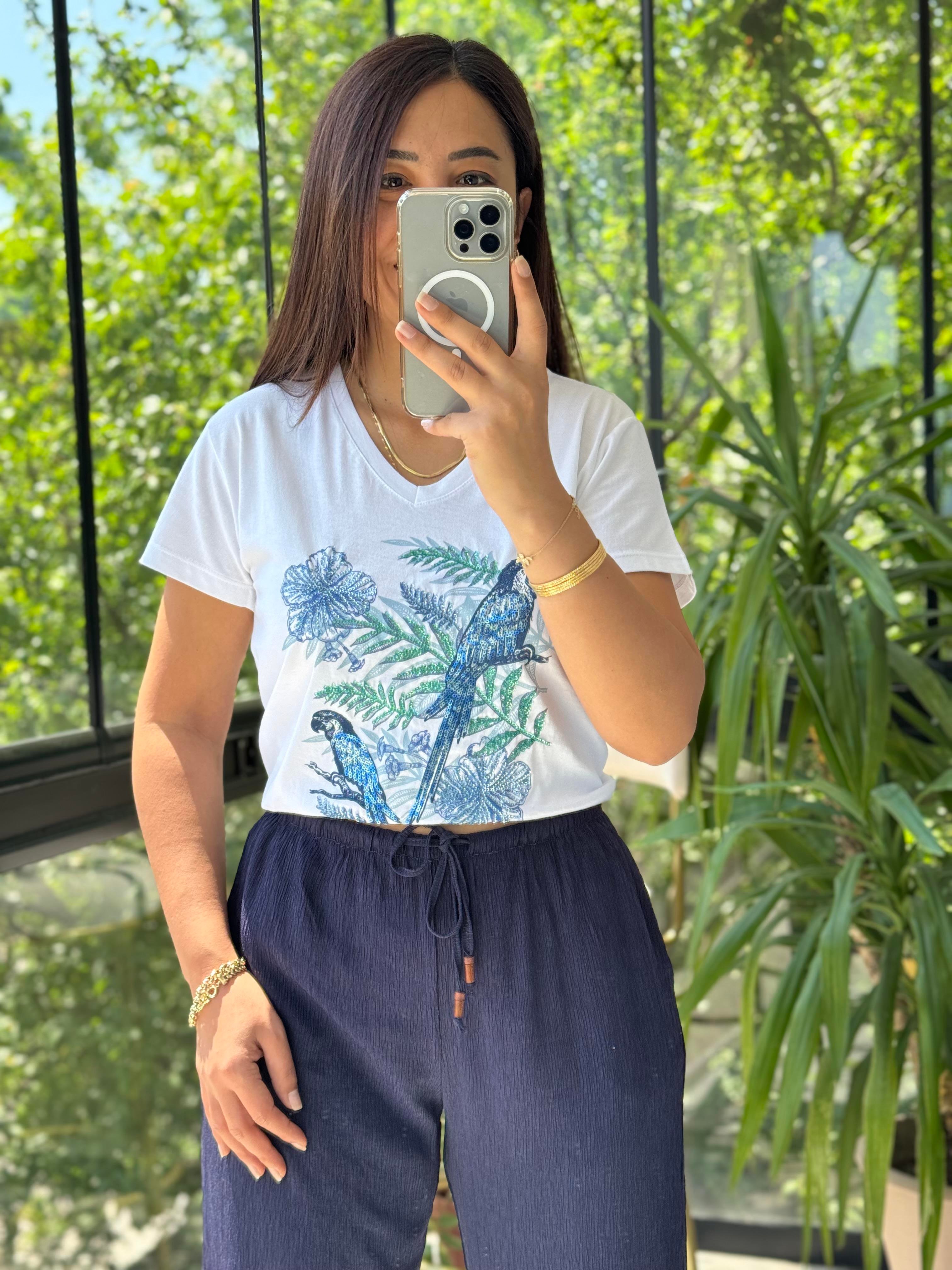 Pamuklu Tişört Çiçekli Papağanlı