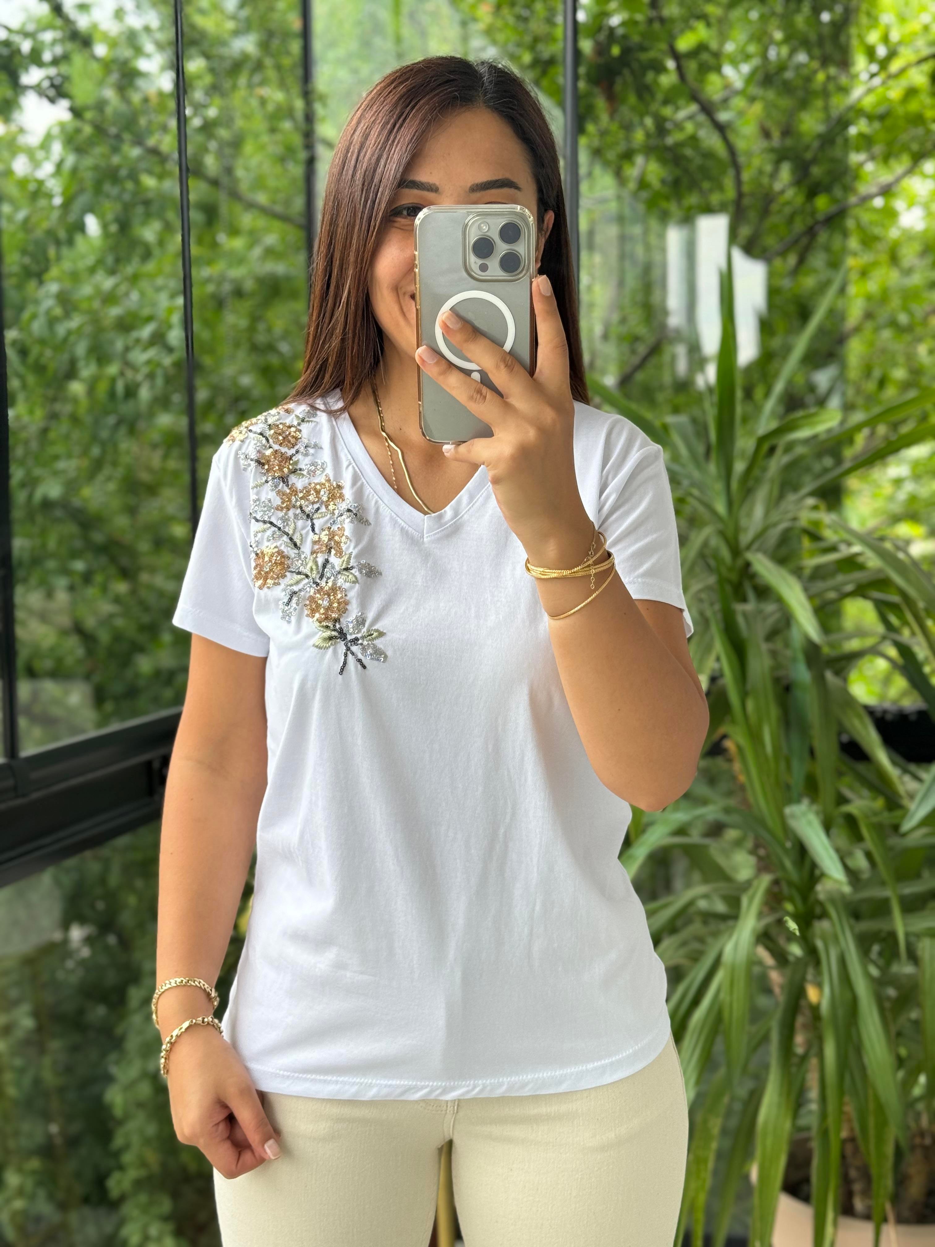 Pamuklu Tişört Omuz İşlemeli