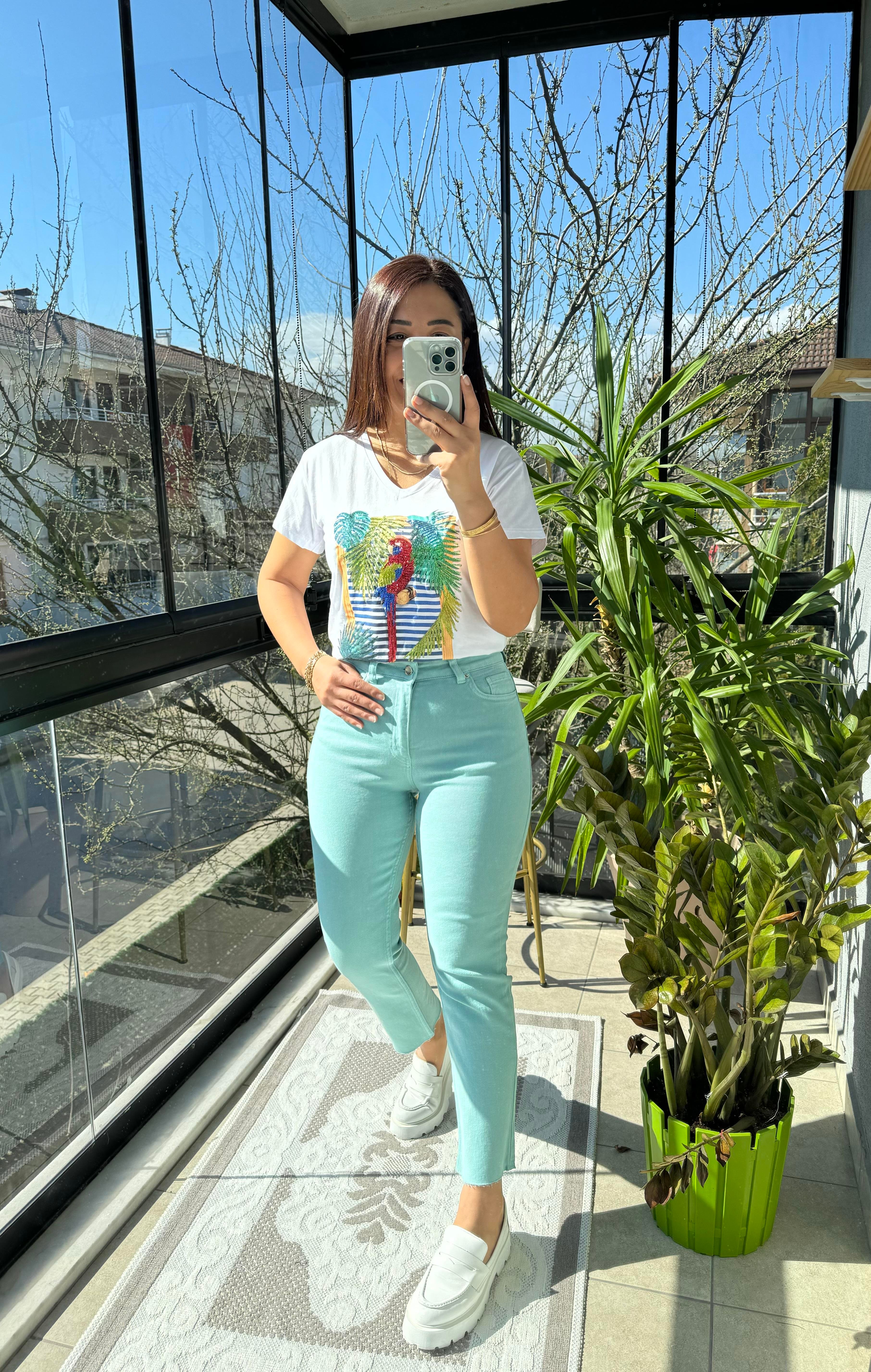 Pamuklu Tişört Papağanlı