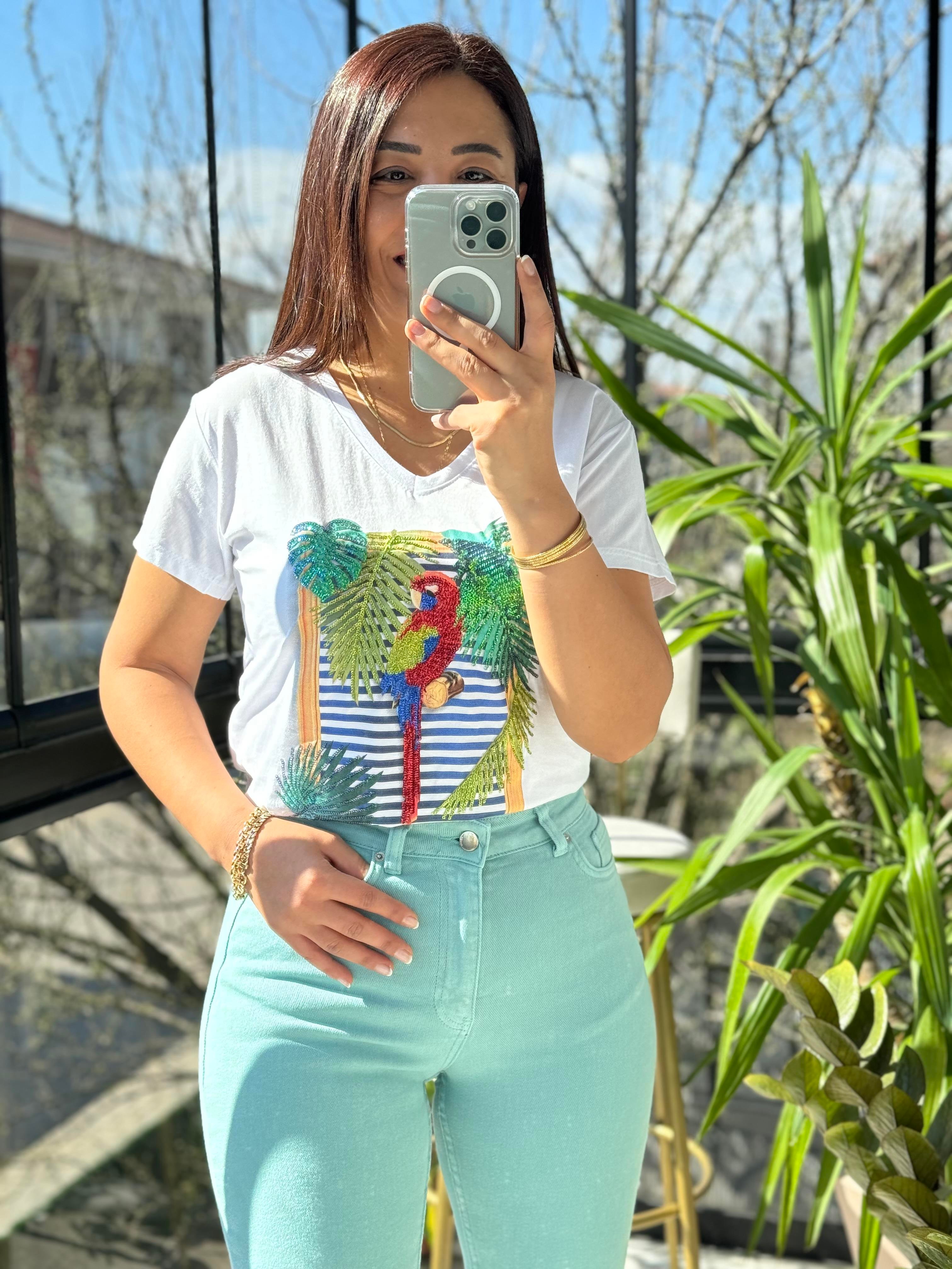 Pamuklu Tişört Papağanlı