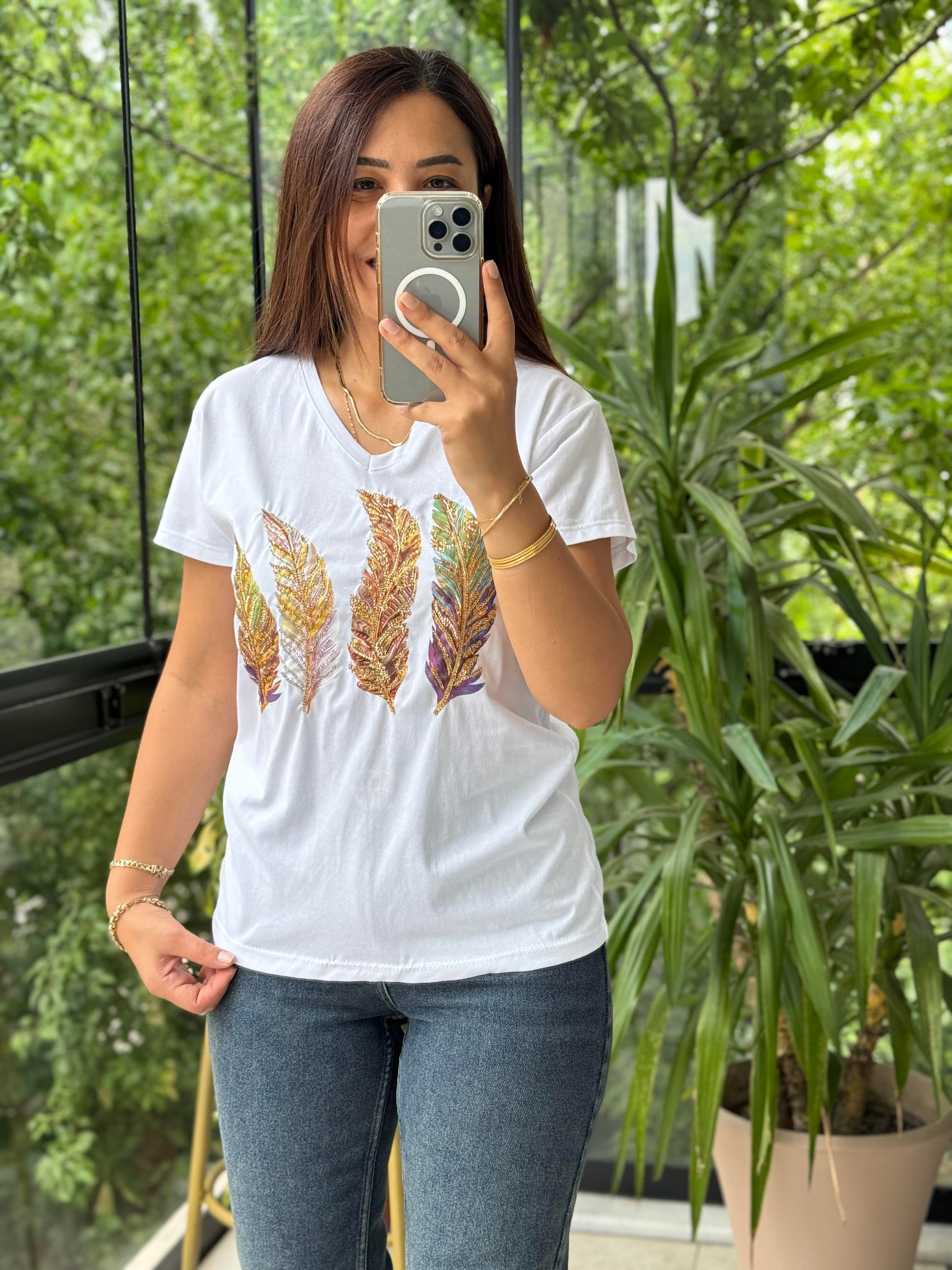 Pamuklu Tişört Renkli Tüylü