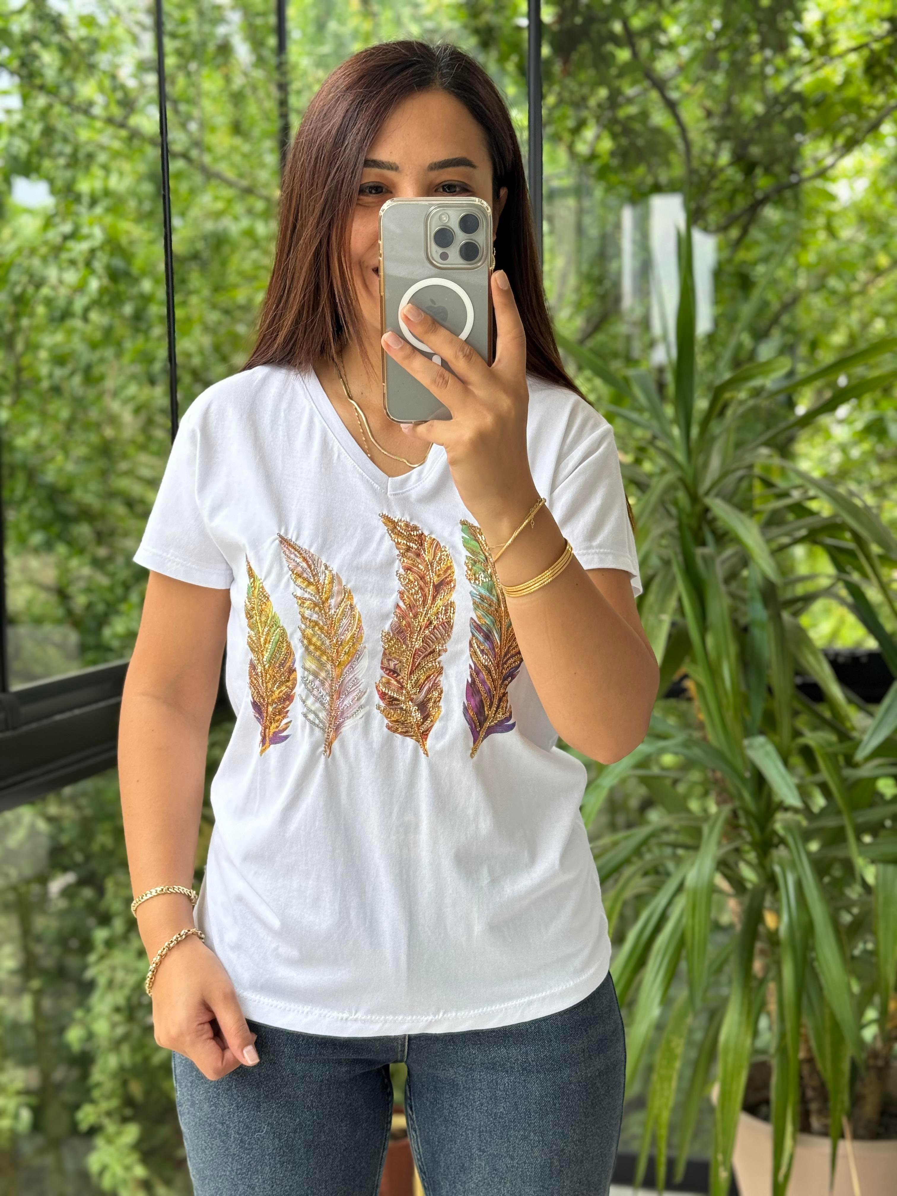 Pamuklu Tişört Renkli Tüylü