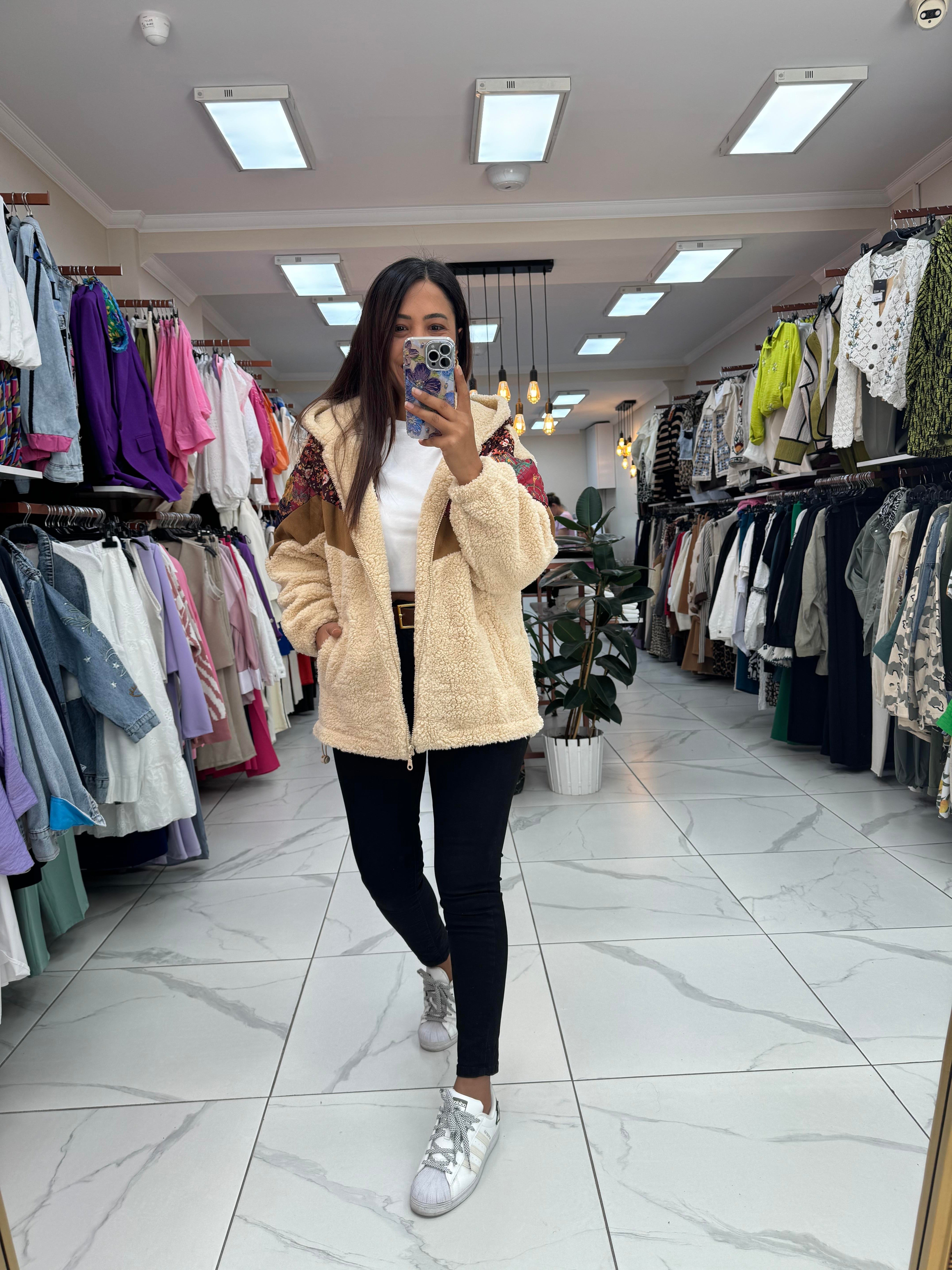 Pelüş Etnik Desen Mont 