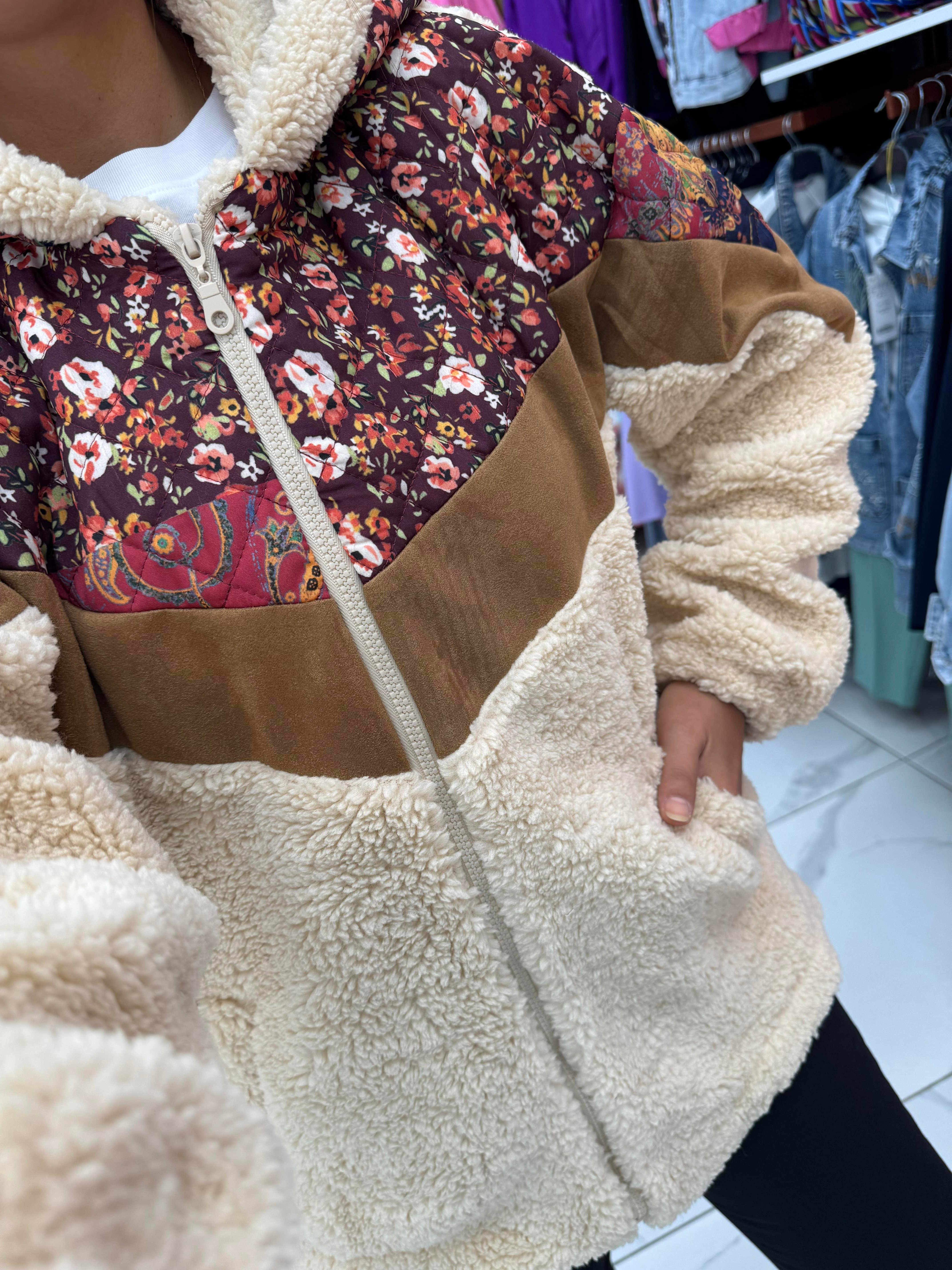 Pelüş Etnik Desen Mont 