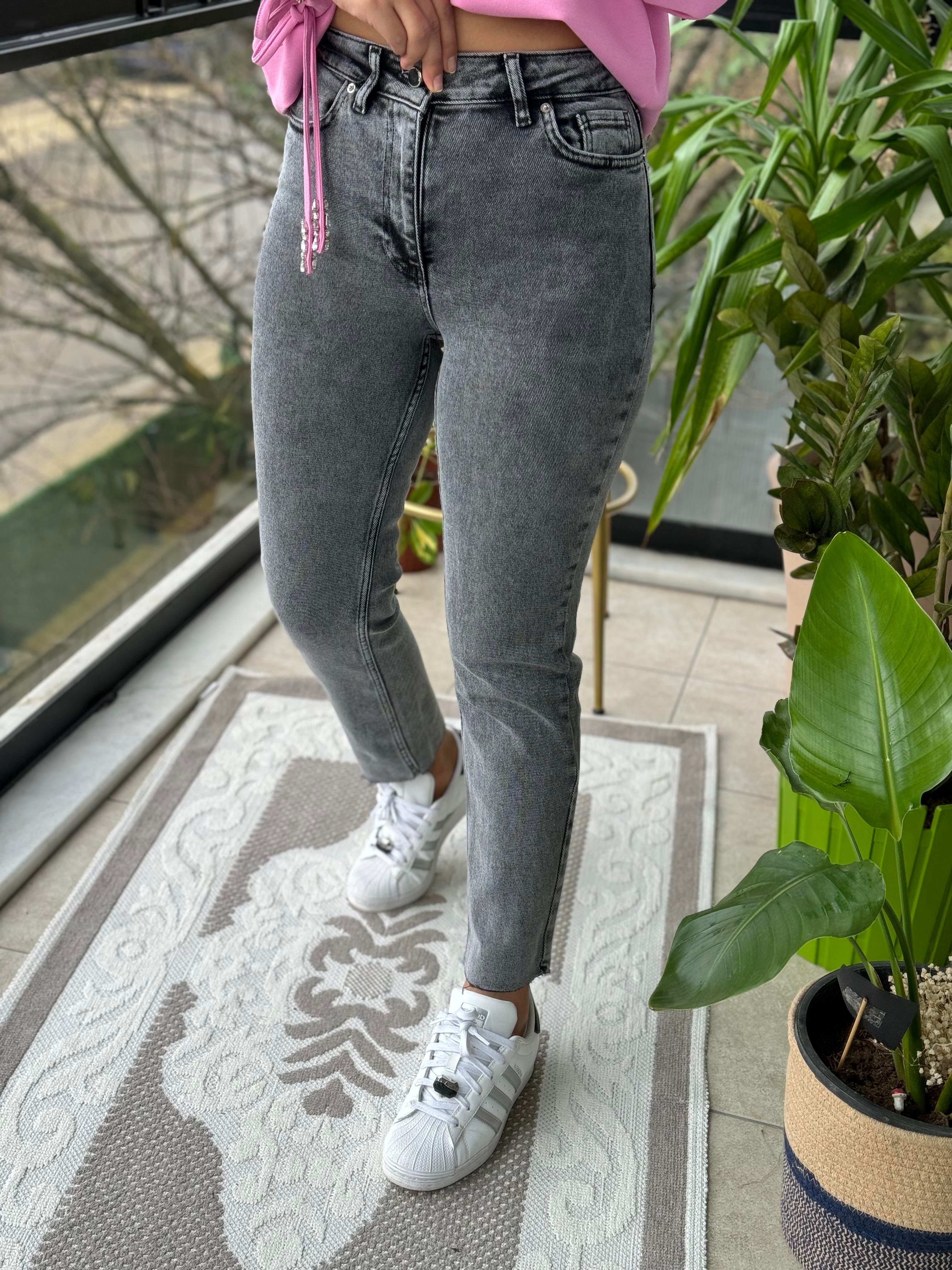 Premium Kalite Kesik Paça Jean Antrasit