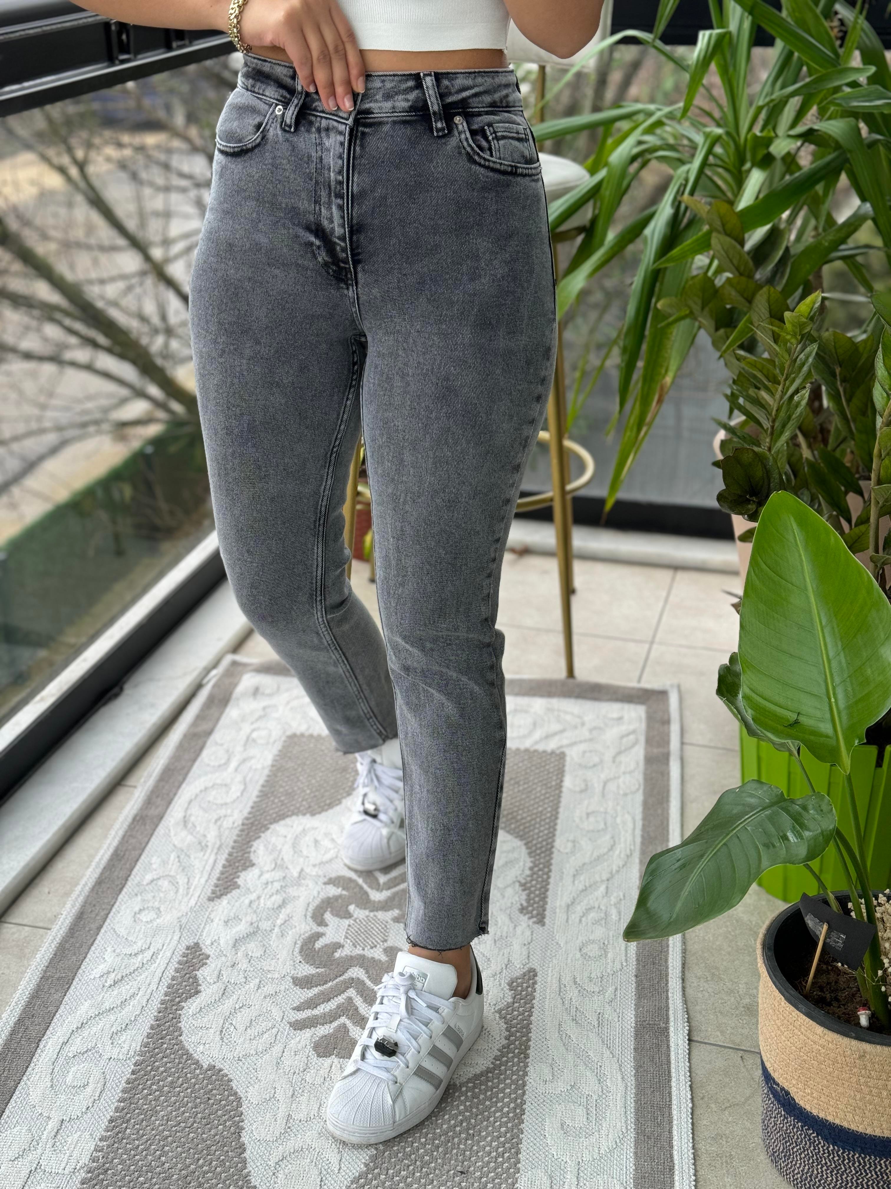 Premium Kalite Kesik Paça Jean Antrasit