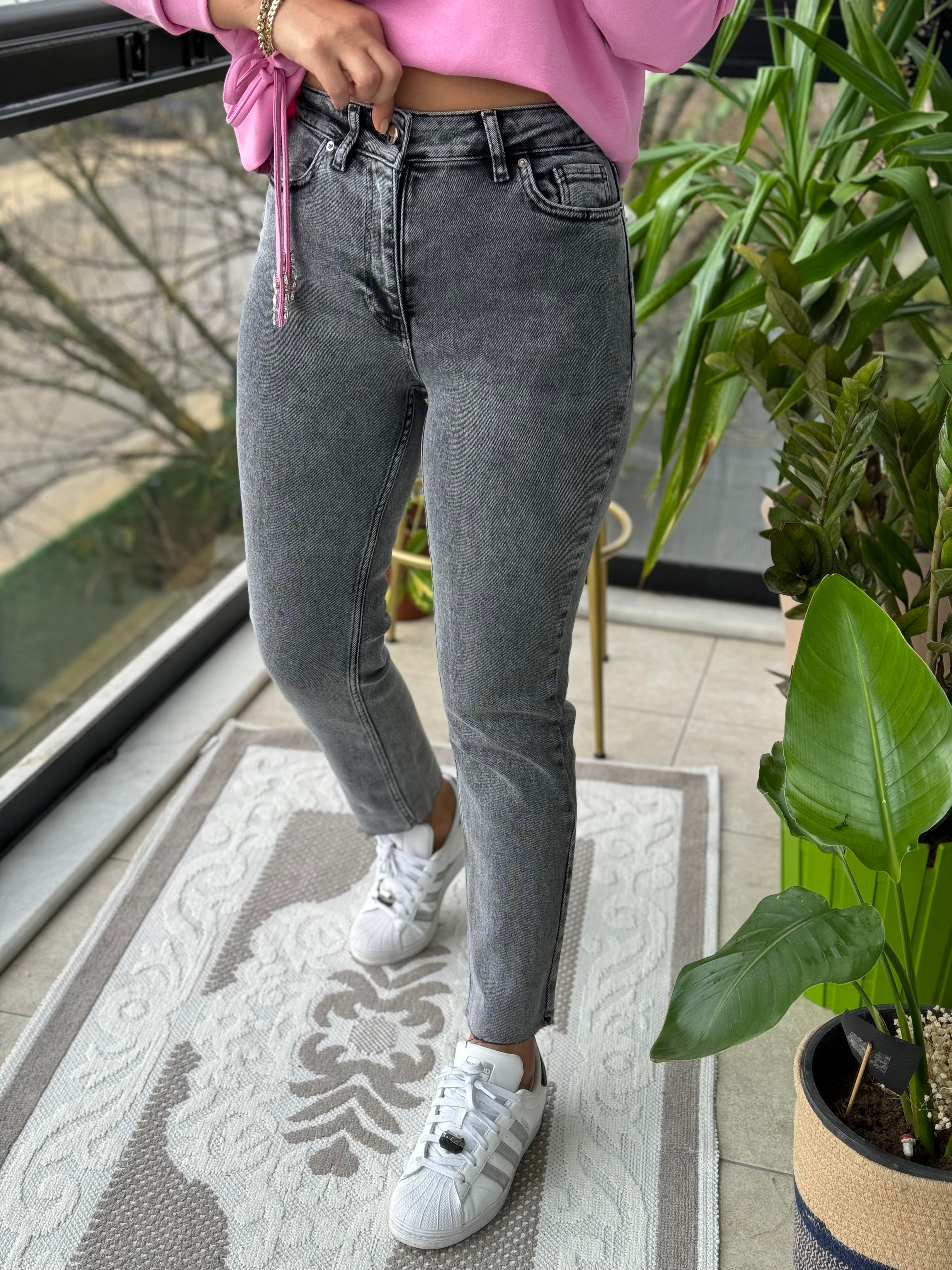 Premium Kalite Kesik Paça Jean Antrasit