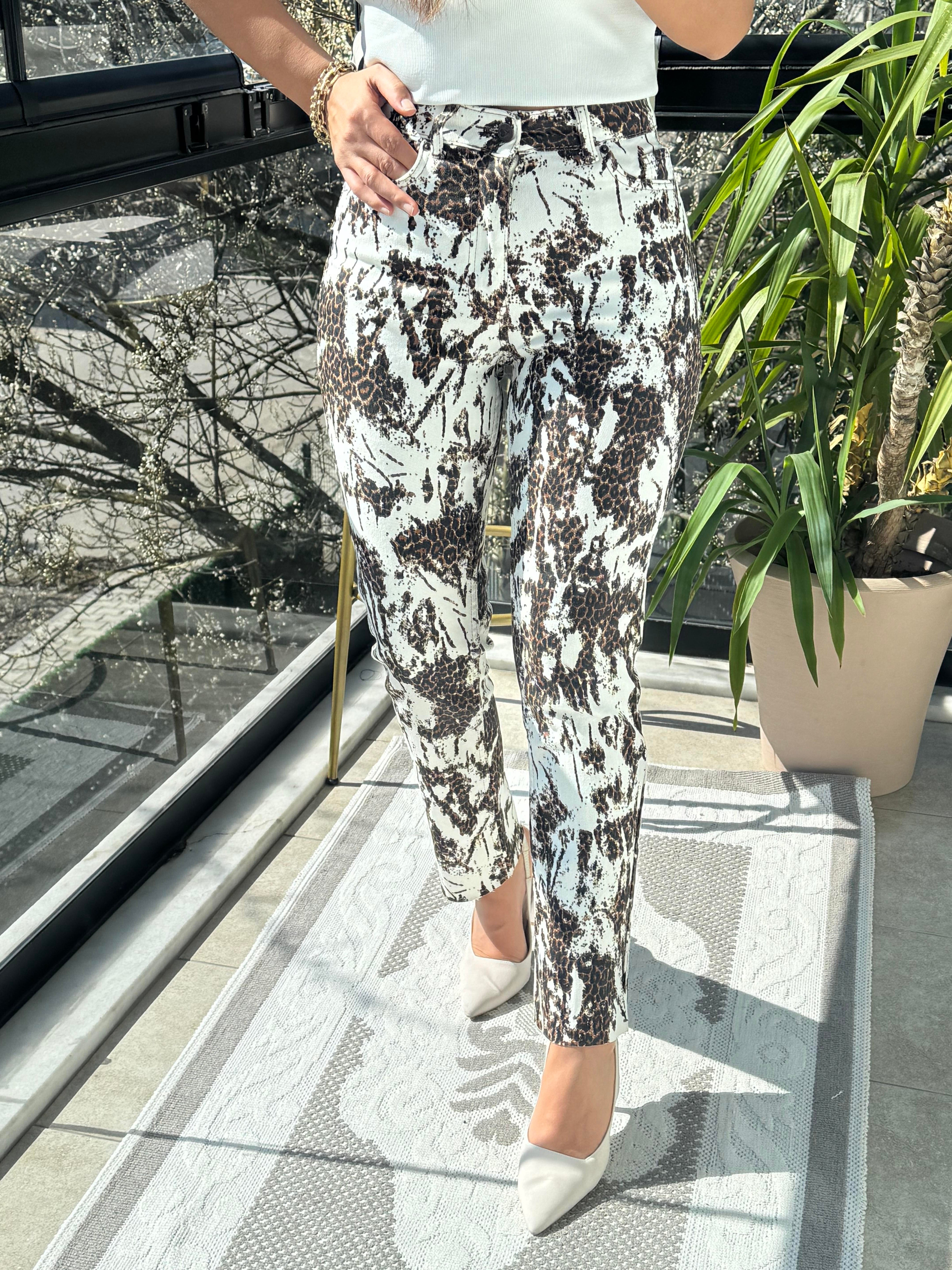 Premium Kalite Kesik Paça Jean Desenli