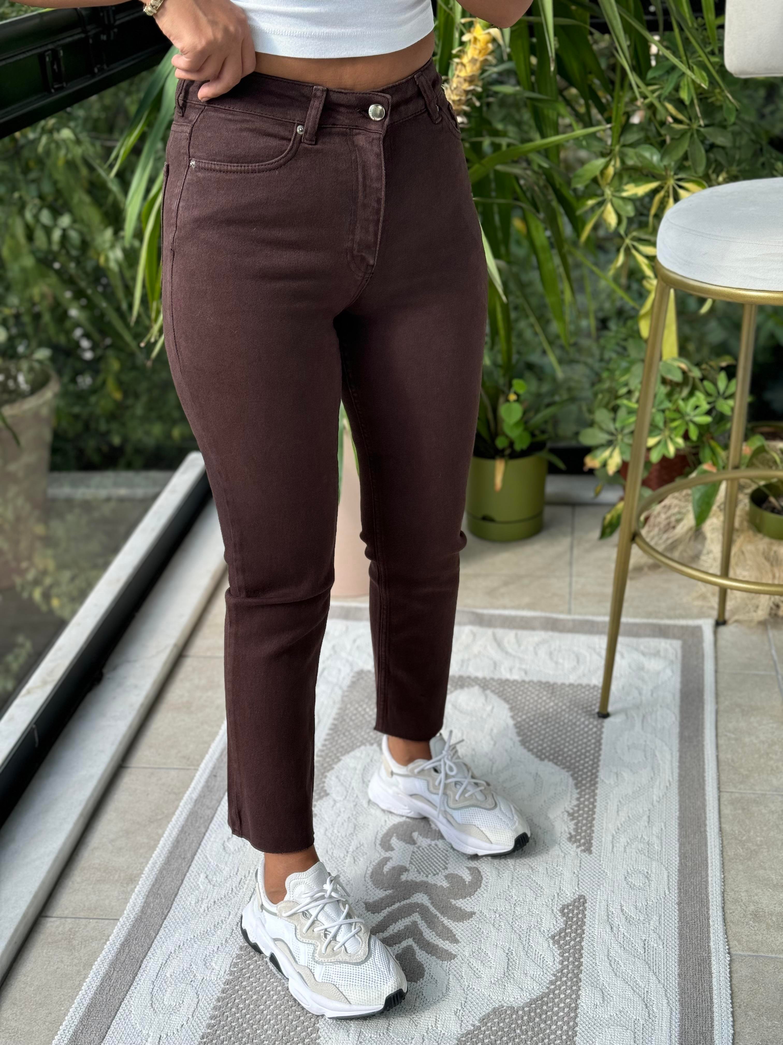 Premium Kalite Kesik Paça Jean Kahve