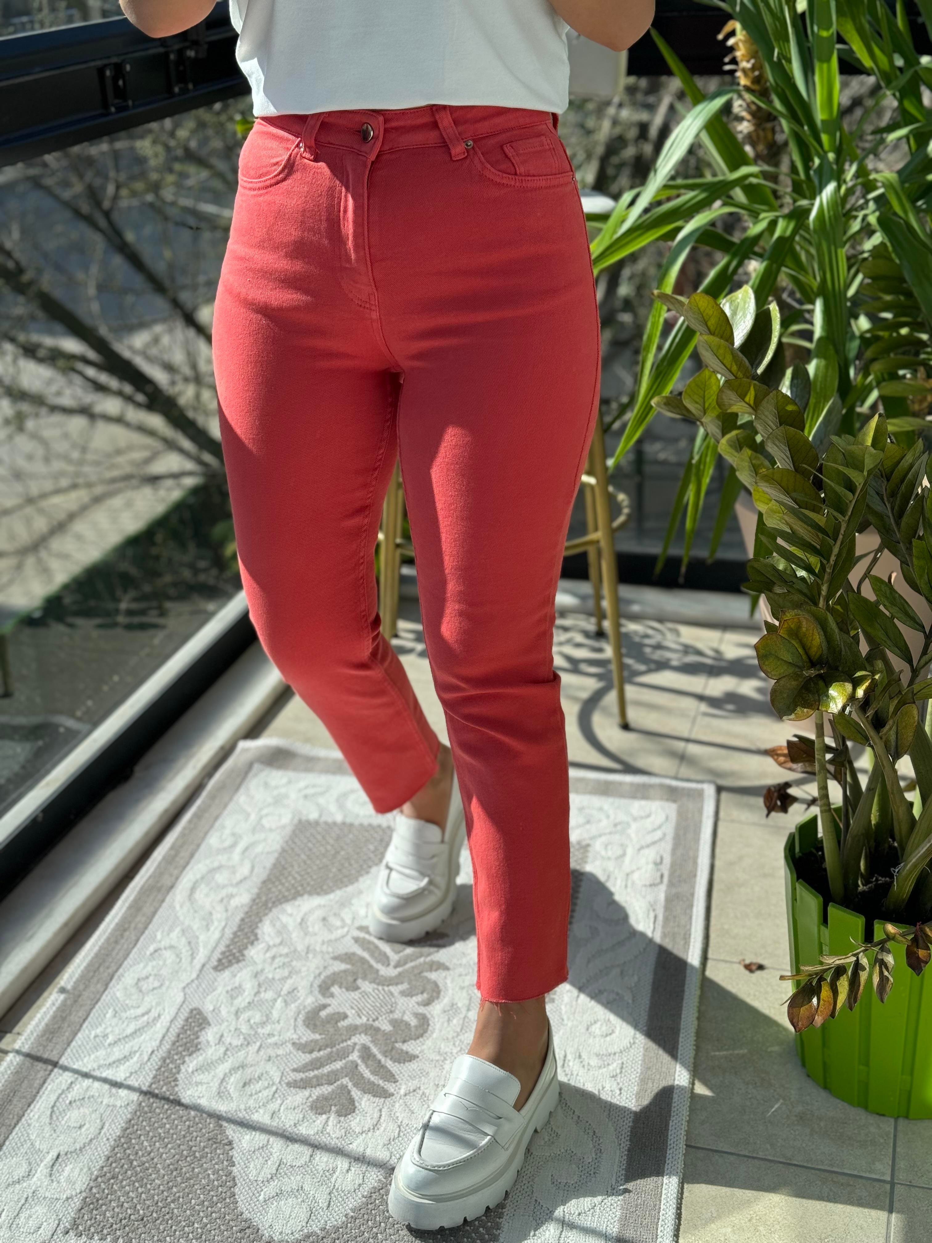 Premium Kalite Renkli Kesik Paça Jean Nar Çiçeği