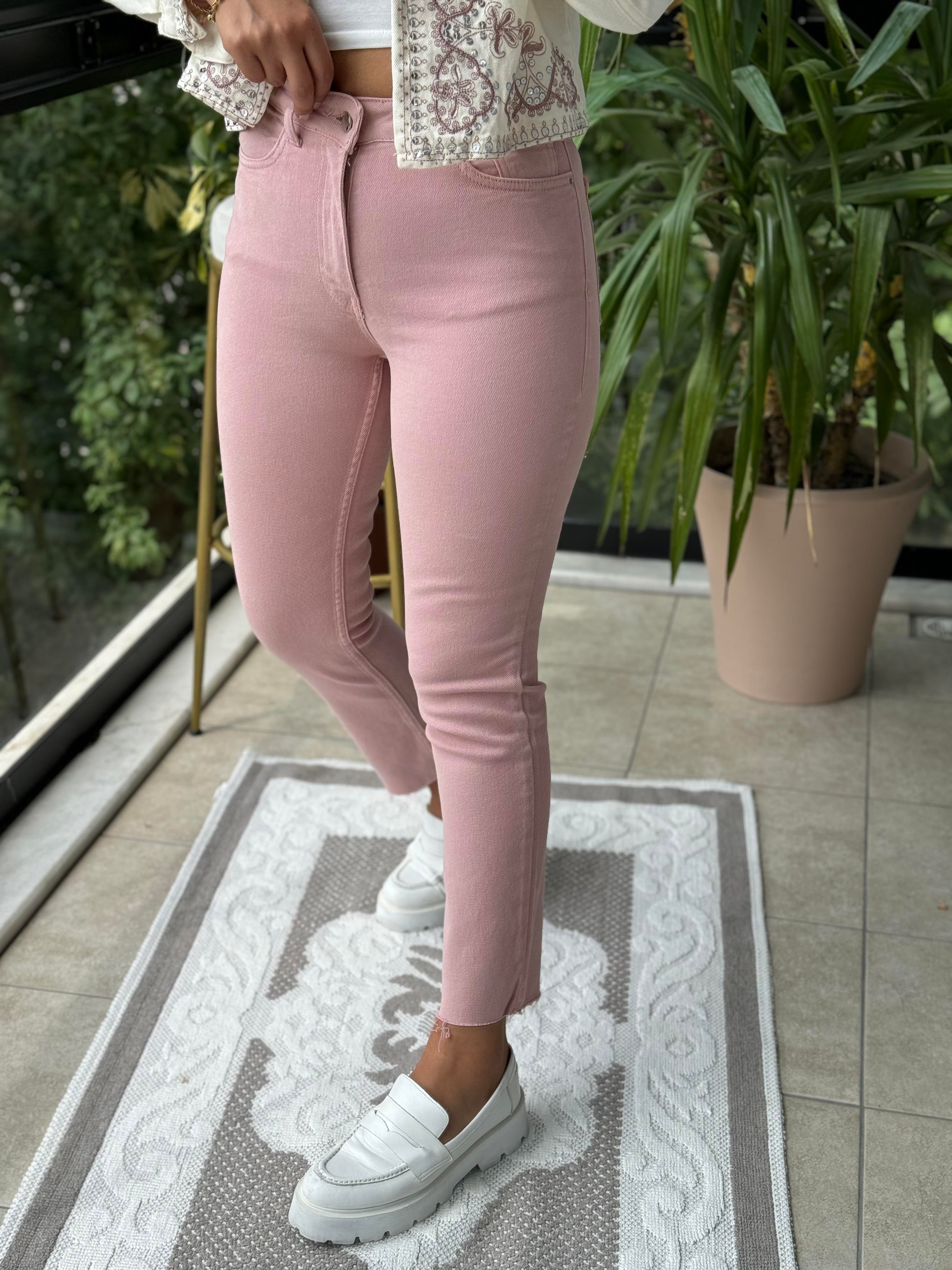 Premium Kalite Renkli Kesik Paça Jean Pembe