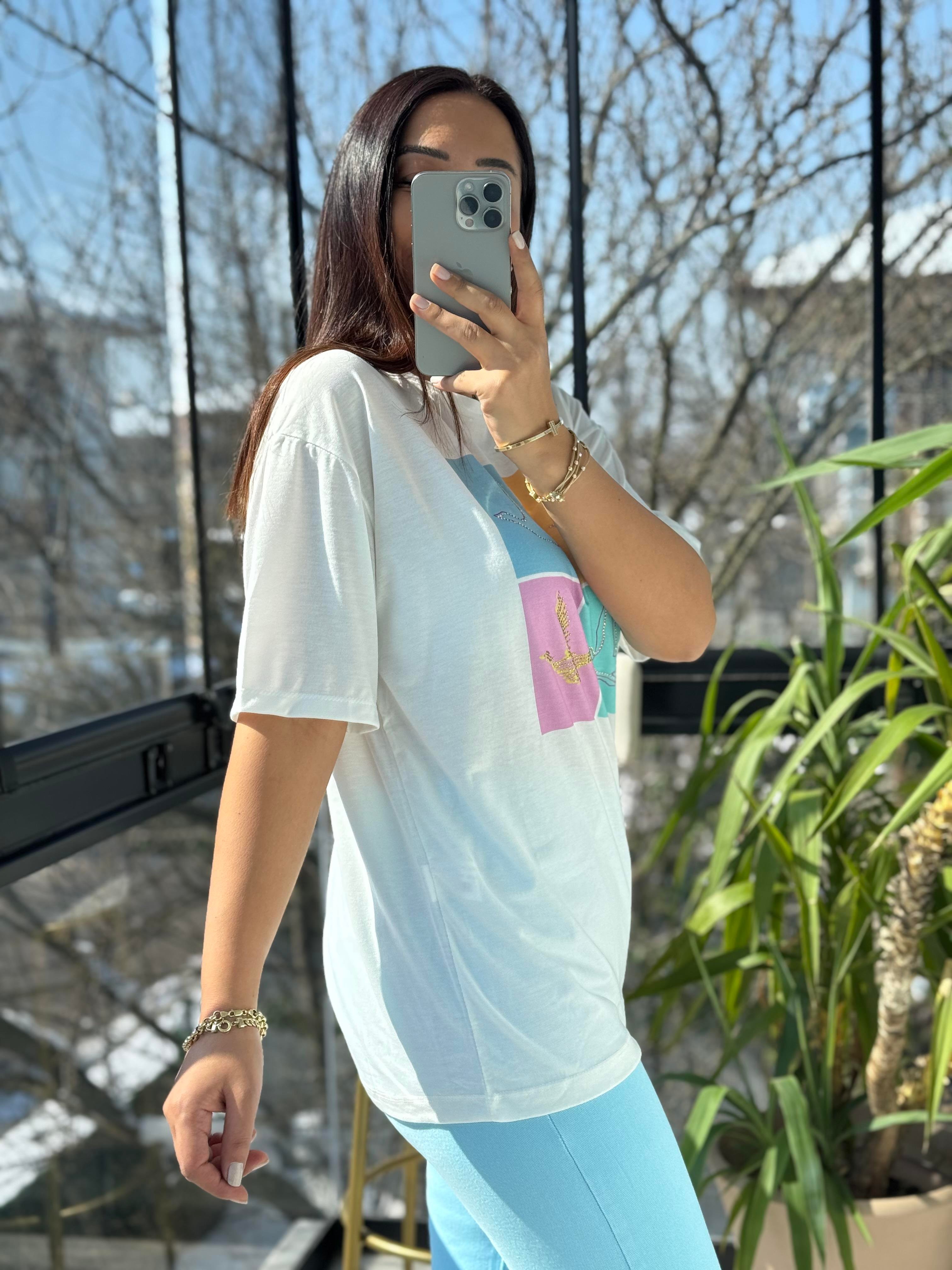 Renkli Bymen Model Tişört Ekru