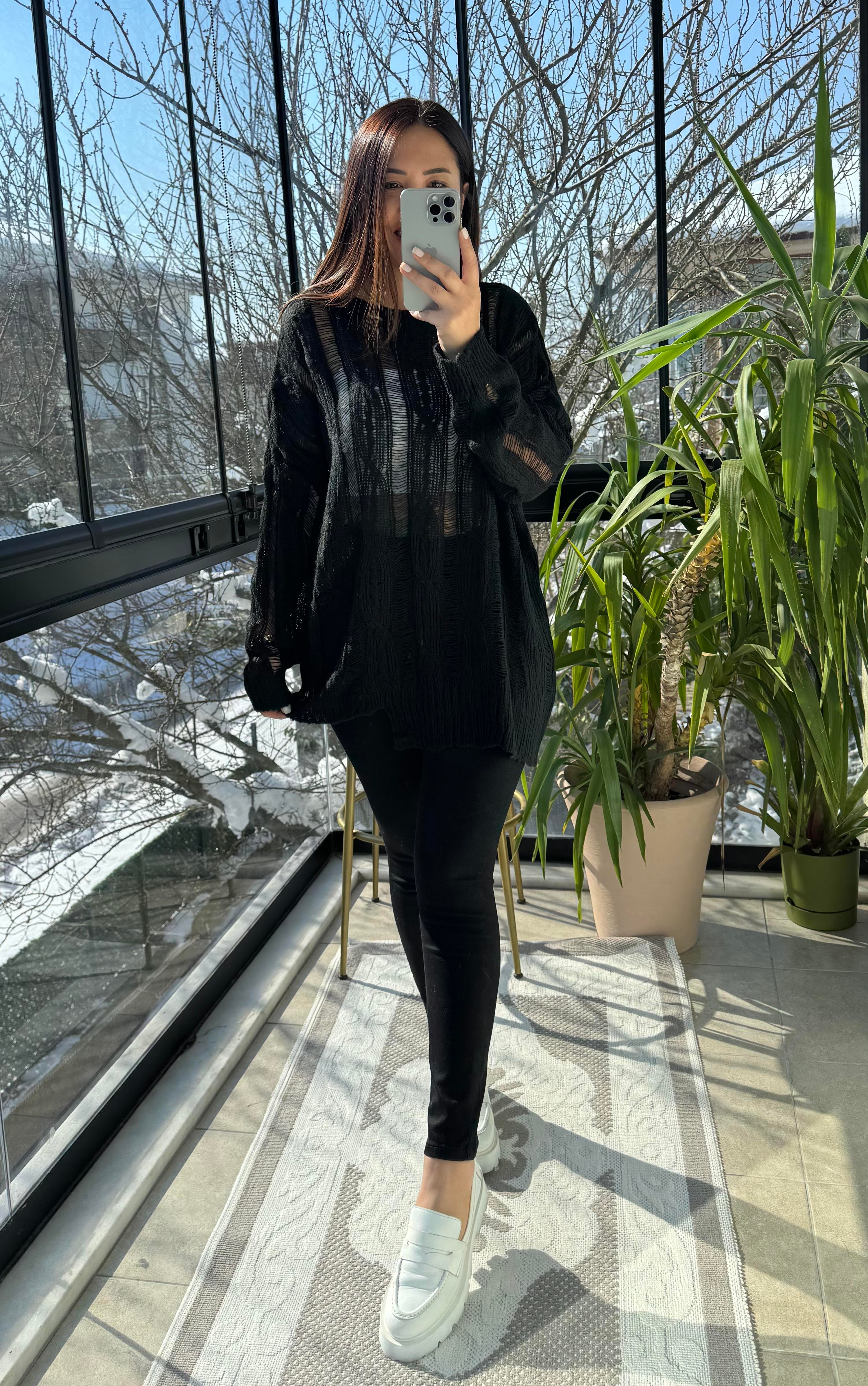 Saç Örgülü Ajurlu Kazak Siyah