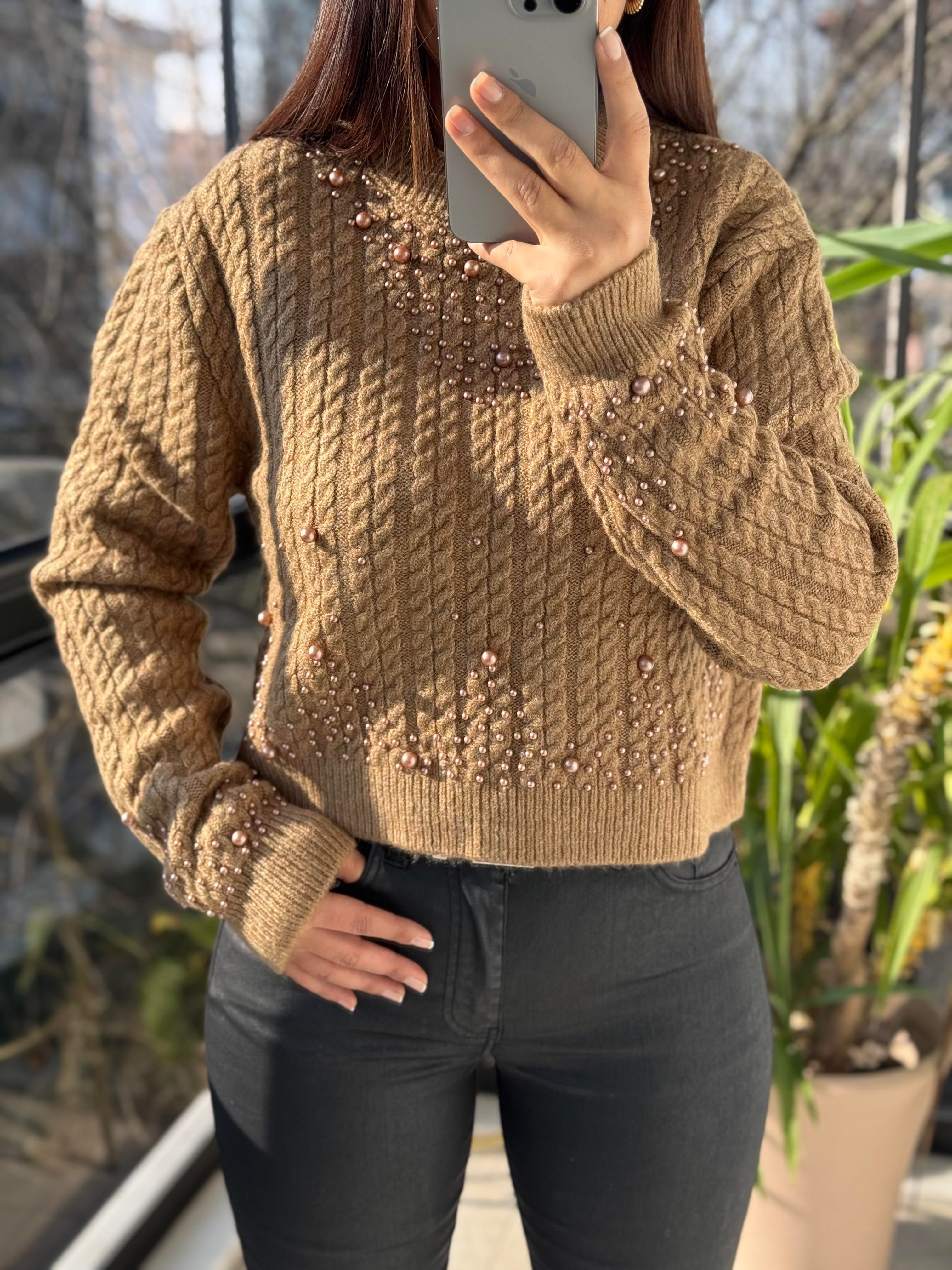 Saçlı İnci Çakma Kazak Camel